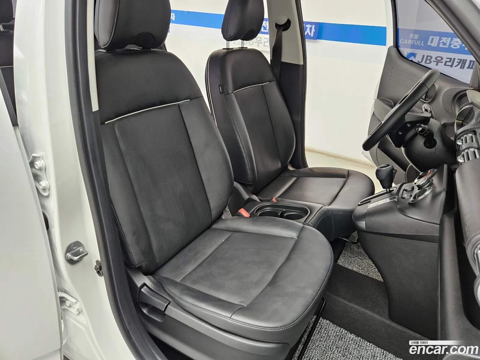 Hyundai Casper 2023 — 4