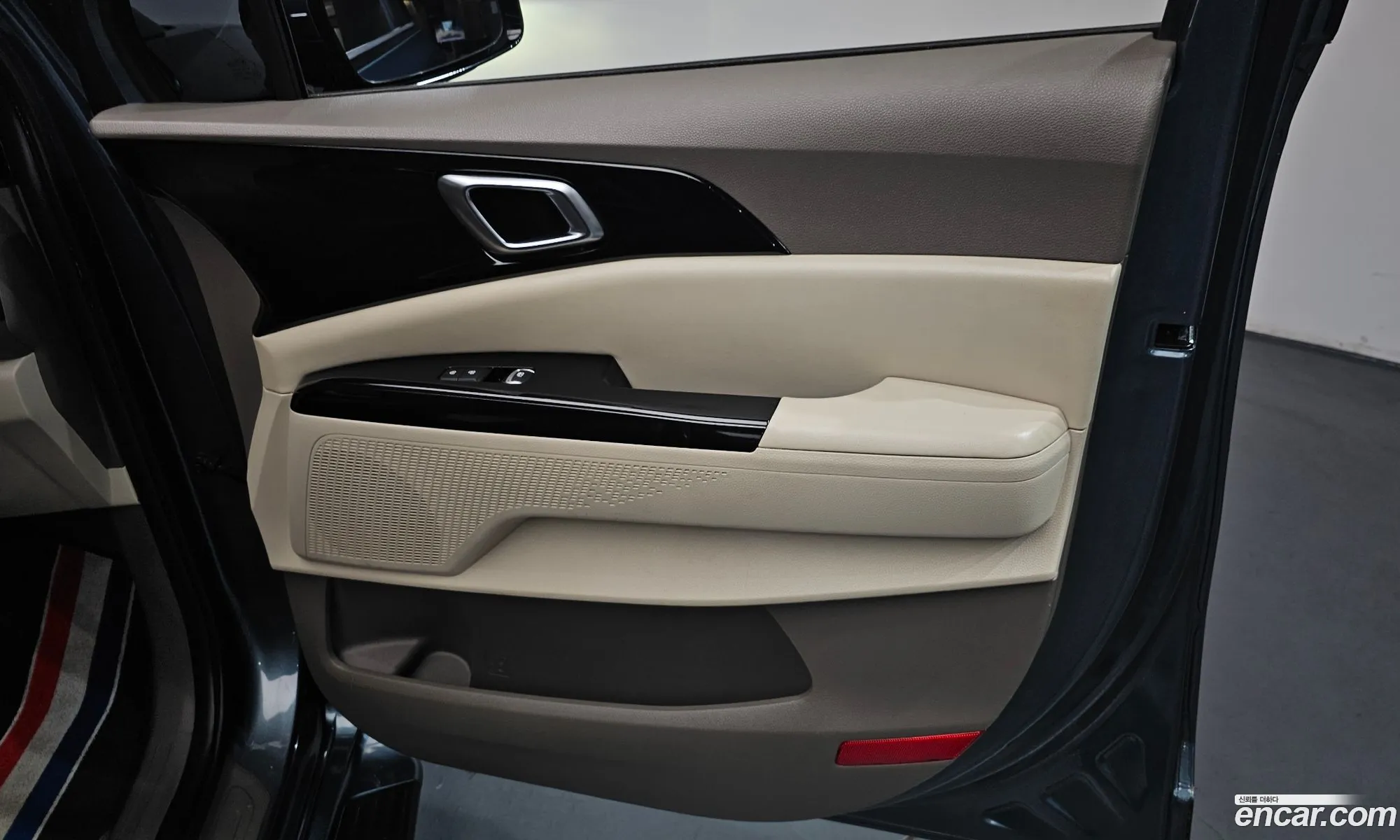 Kia Carnival 2020 — 28