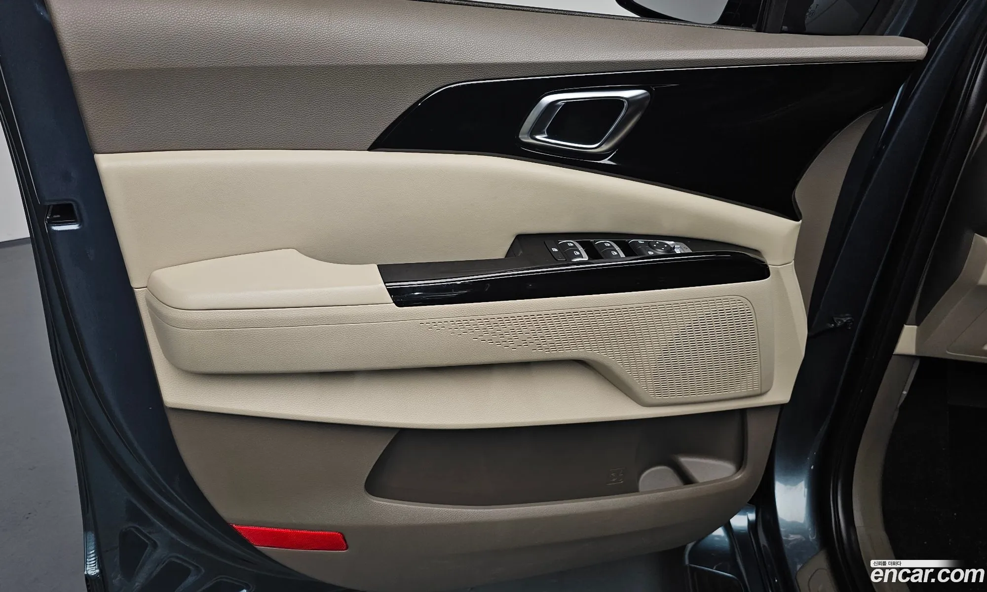 Kia Carnival 2020 — 24