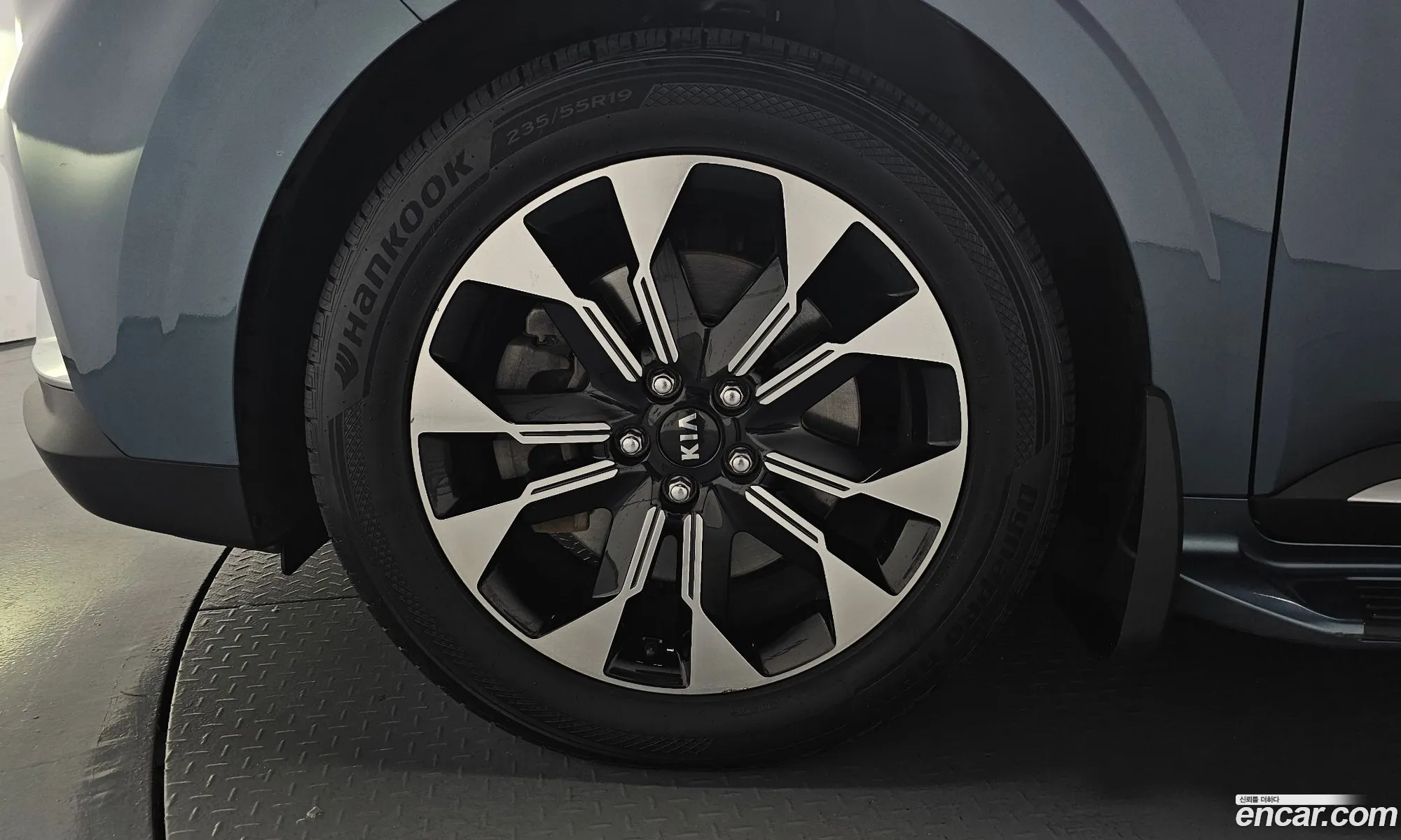 Kia Carnival 2020 — 21