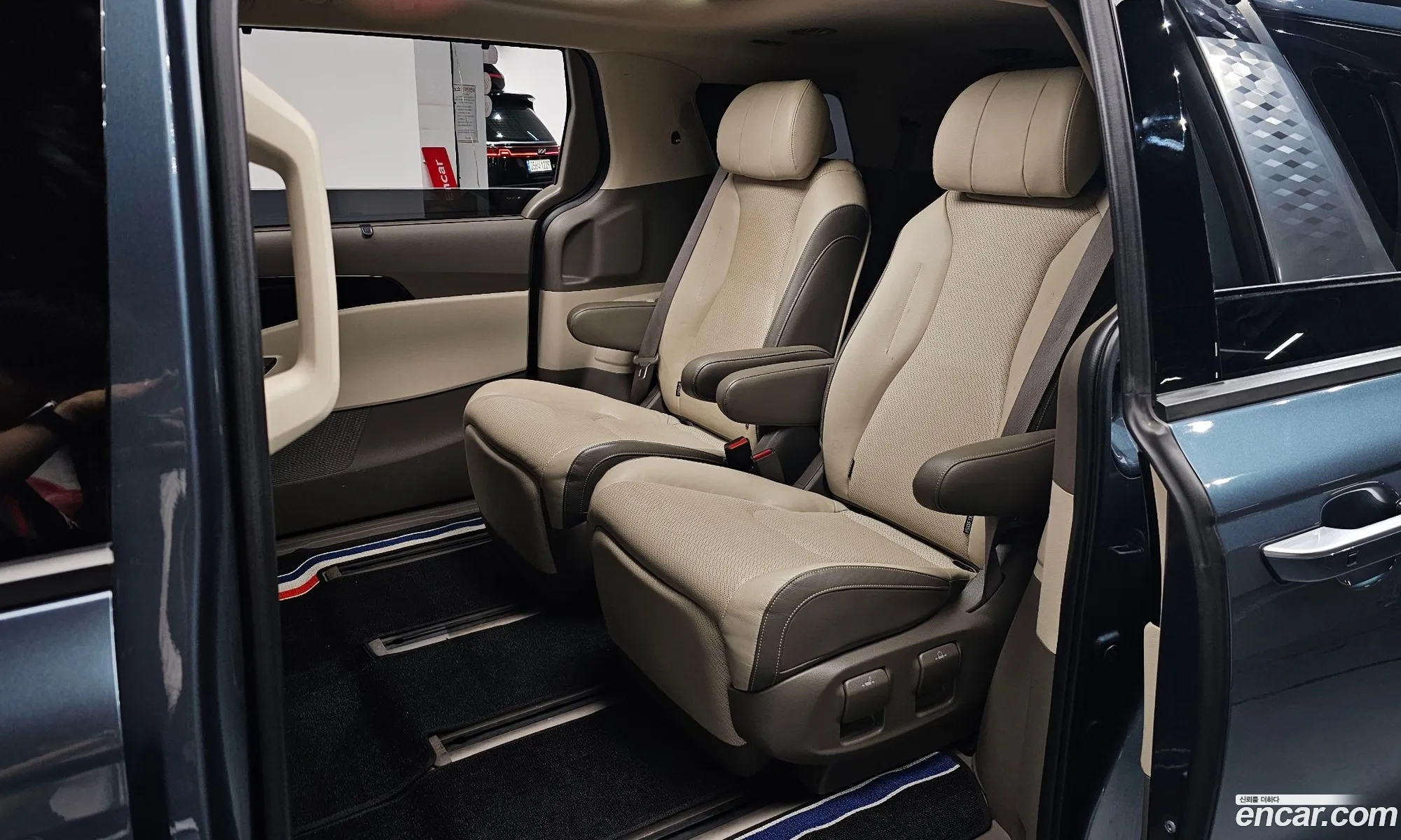 Kia Carnival 2020 — 23