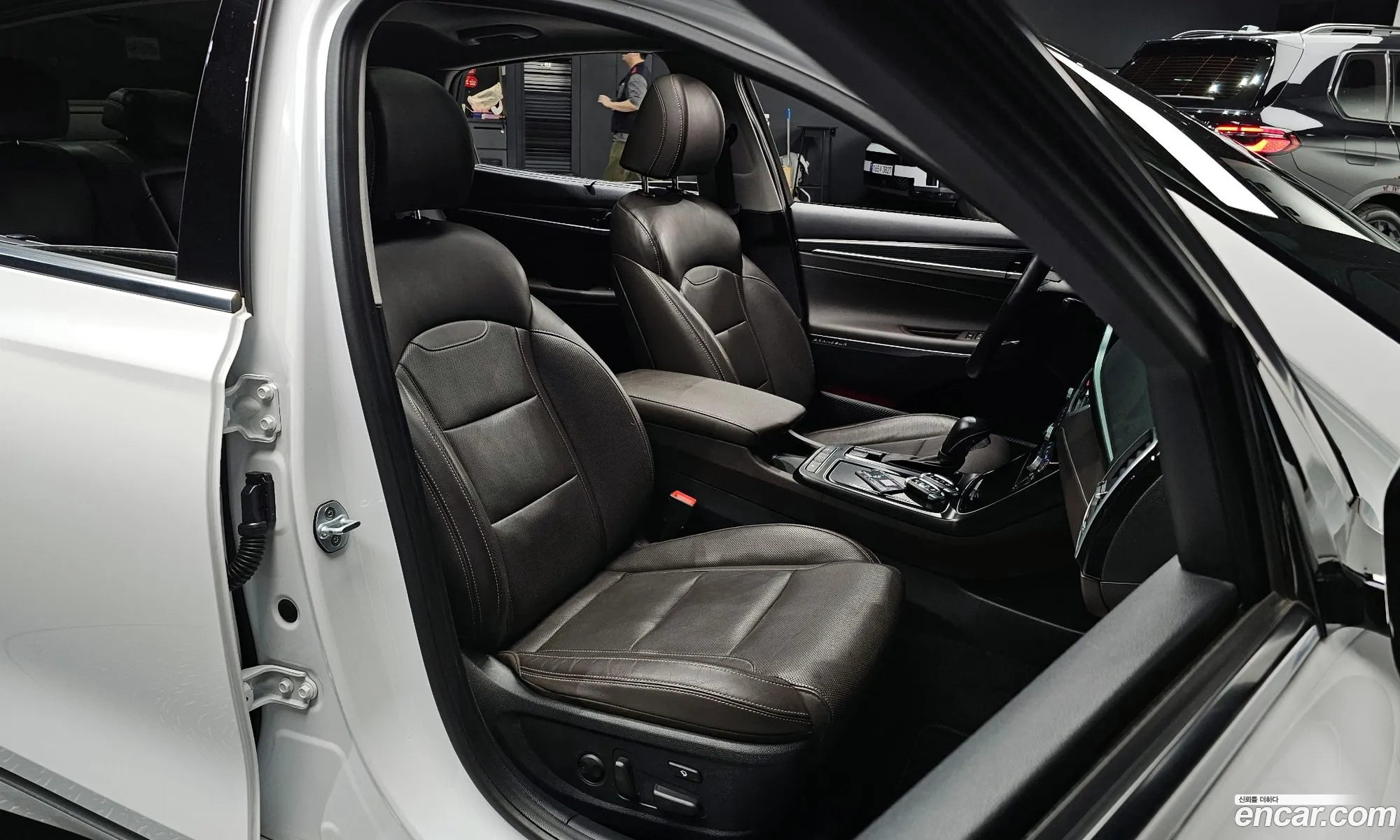 Hyundai Grandeur IG 2018 — 11