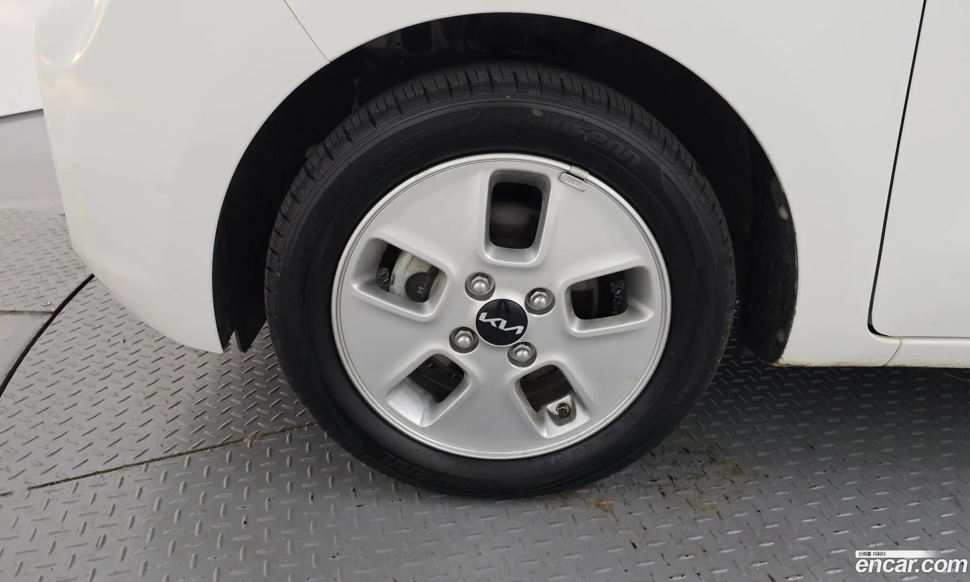 Kia Ray 2022 KNACJ811BNT293424 — 15