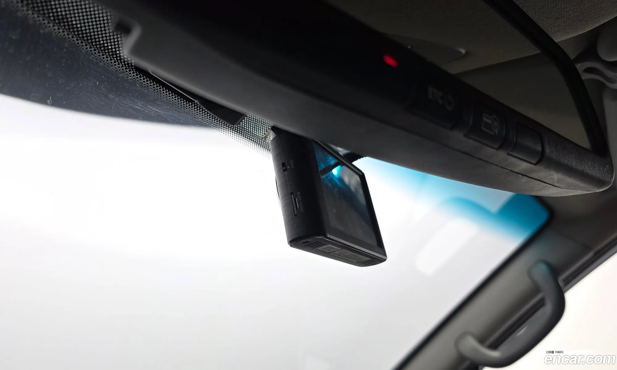 Hyundai Grand Starex 2017 — 12