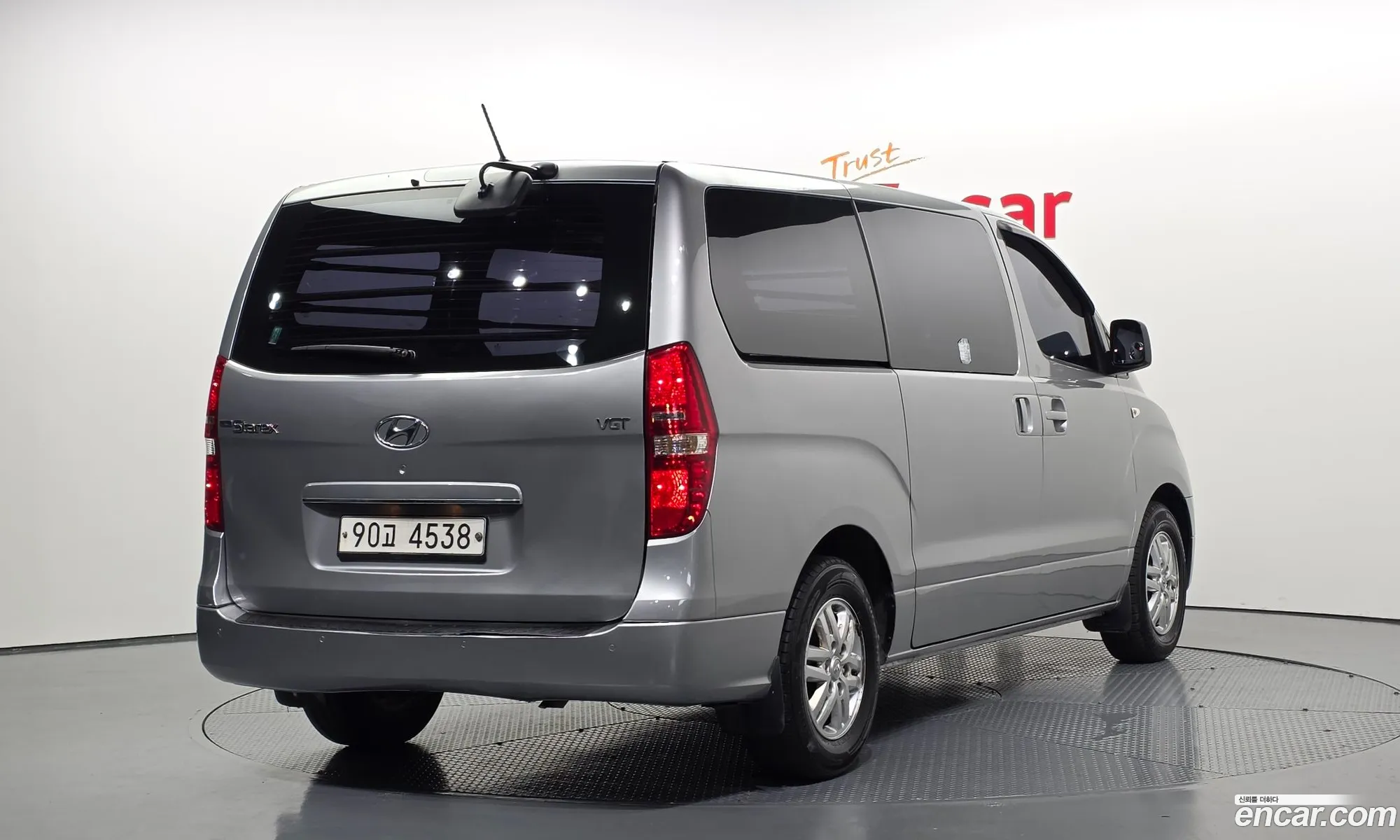 Hyundai Grand Starex 2017 — 3