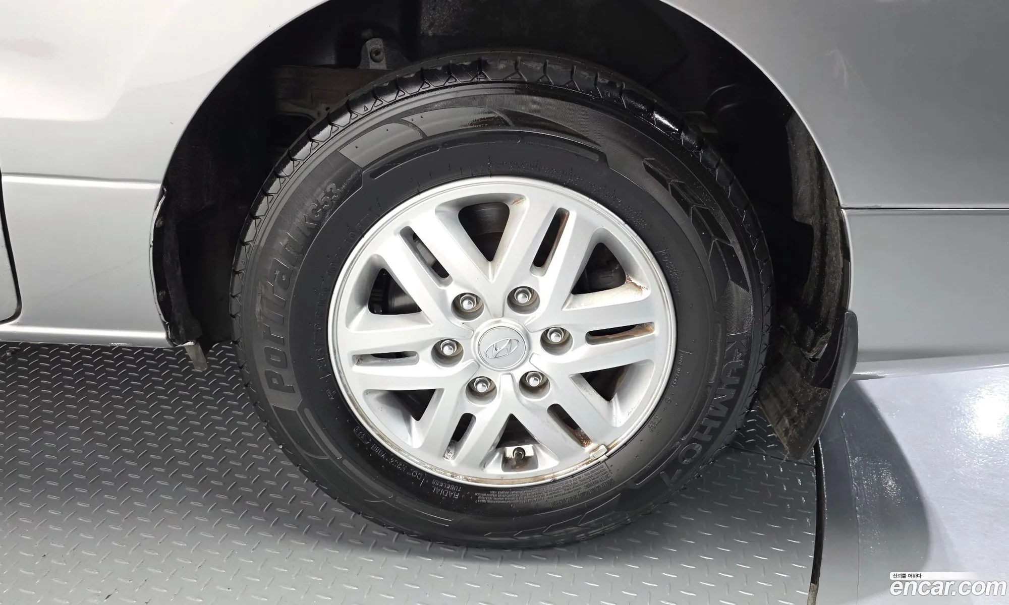 Hyundai Grand Starex 2017 — 13