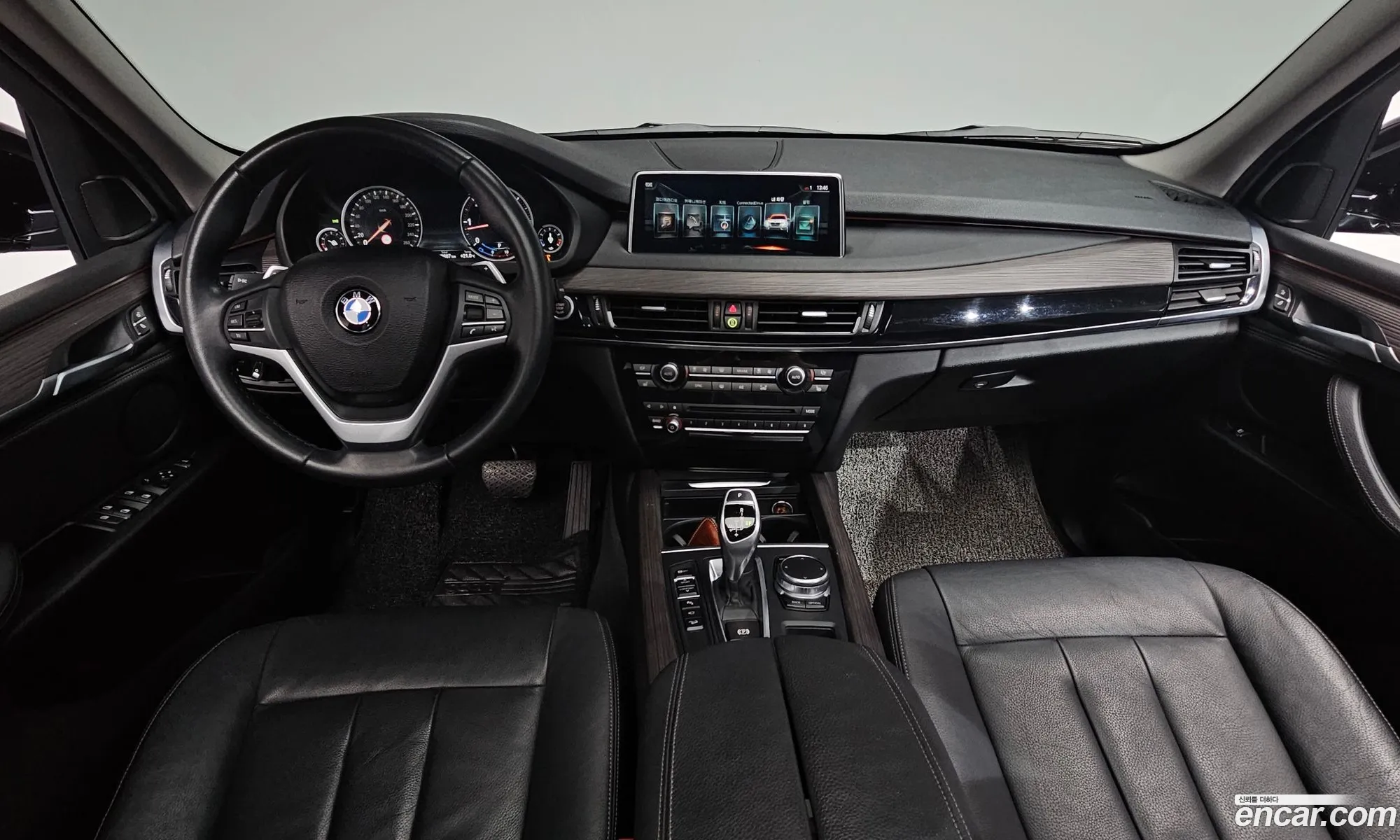 BMW X5 2017 — 16