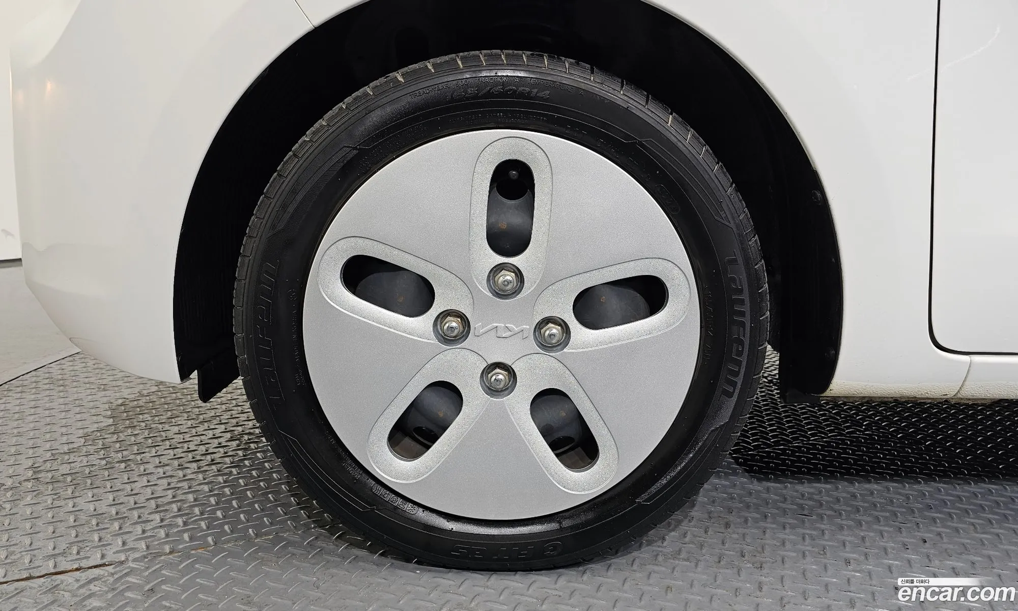 Kia Ray 2022 KNACF911BNT293880 — 9