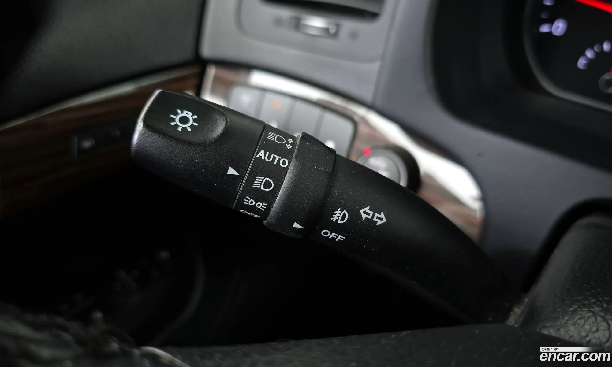 Kia Mohave 2018 KNAKN814DJA181319 — 19