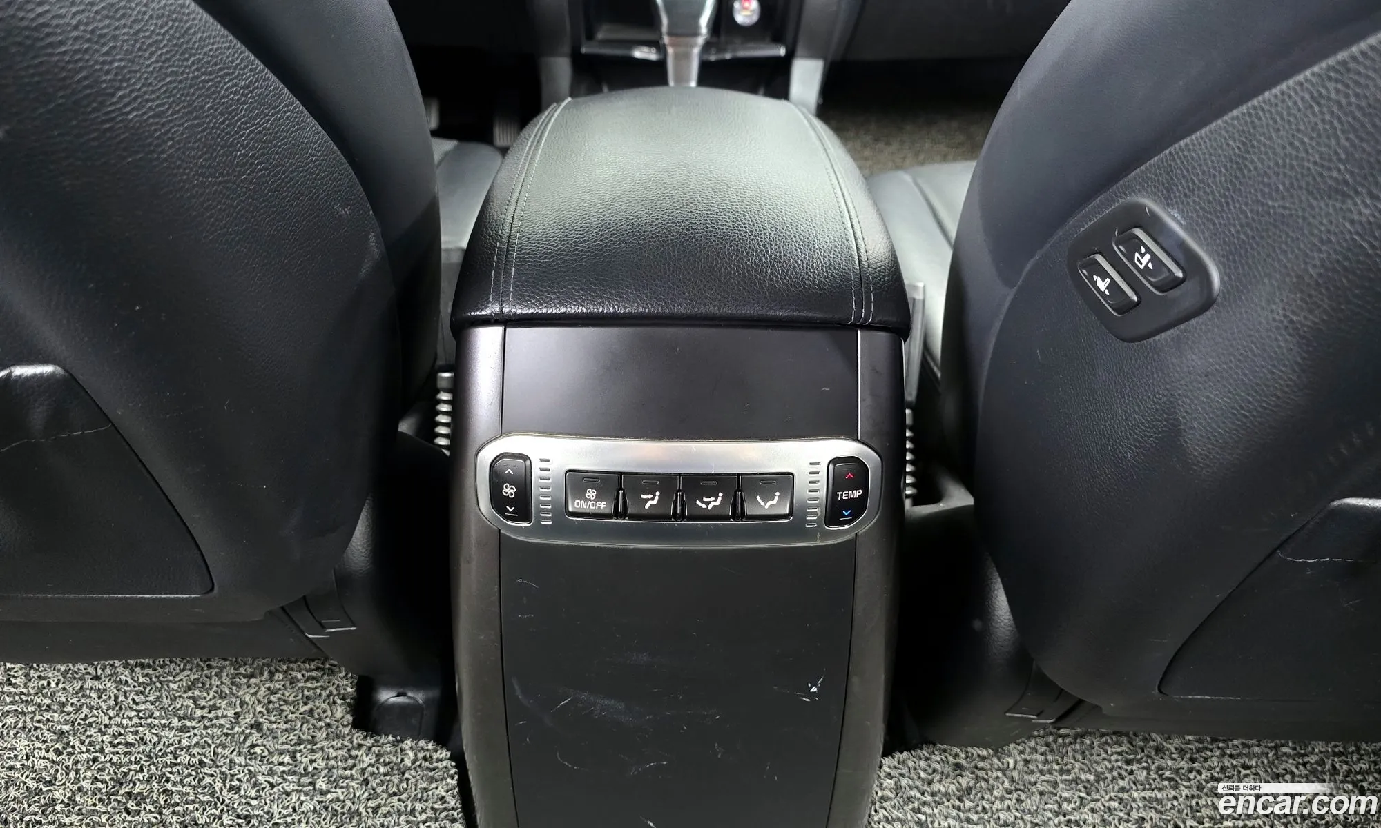 Kia Mohave 2018 KNAKN814DJA181319 — 25