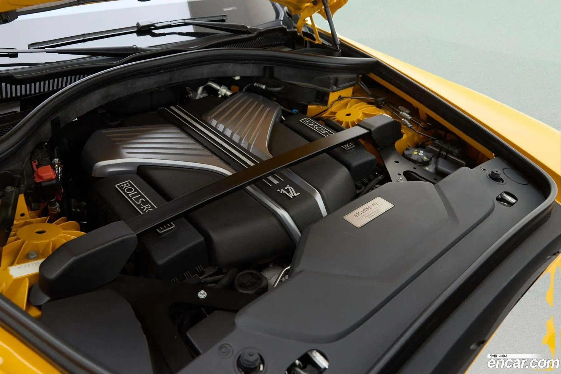 Rolls-Royce Cullinan 2024 — 10