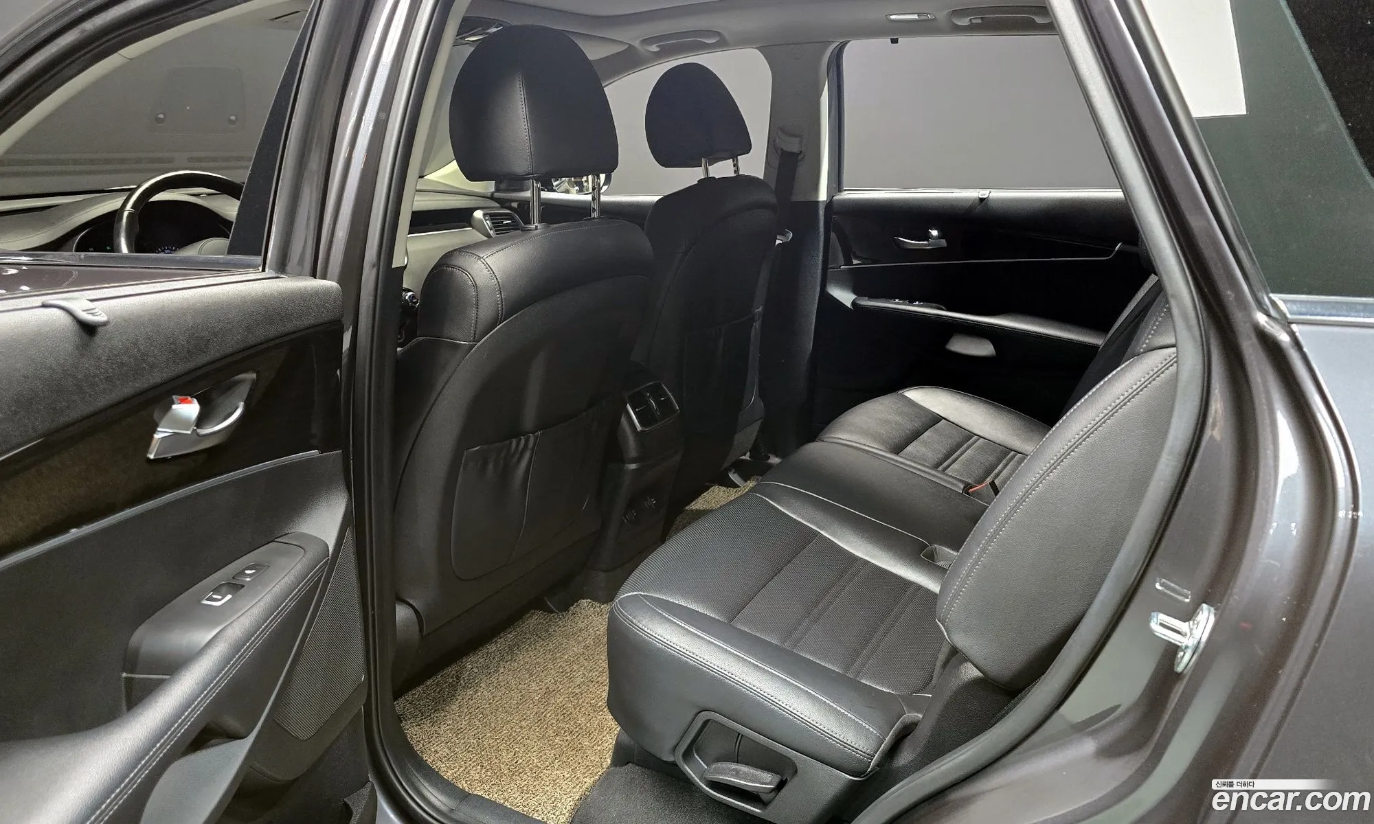 Kia Sorento 2019 KNAPS811BKA537935 — 26