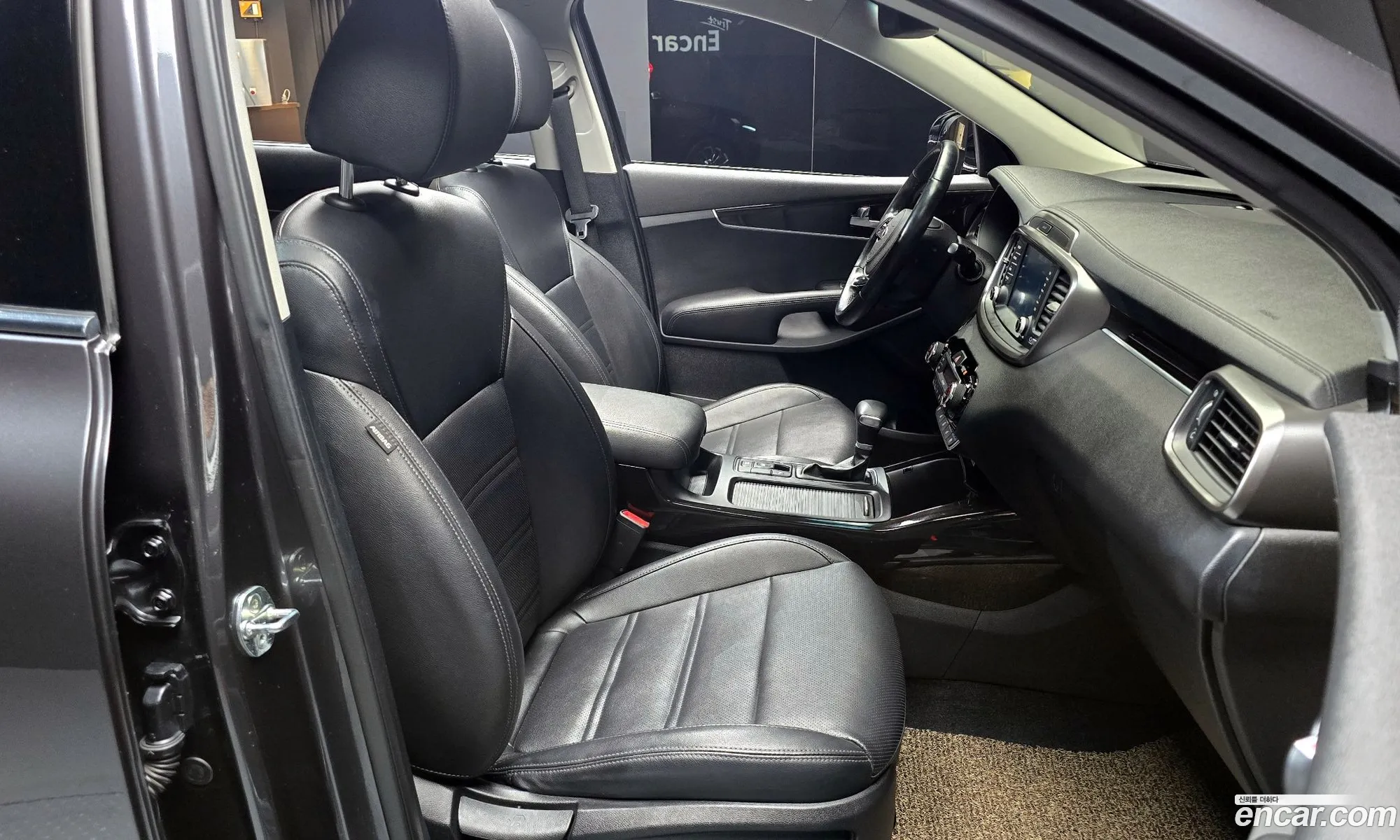 Kia Sorento 2019 KNAPS811BKA537935 — 12