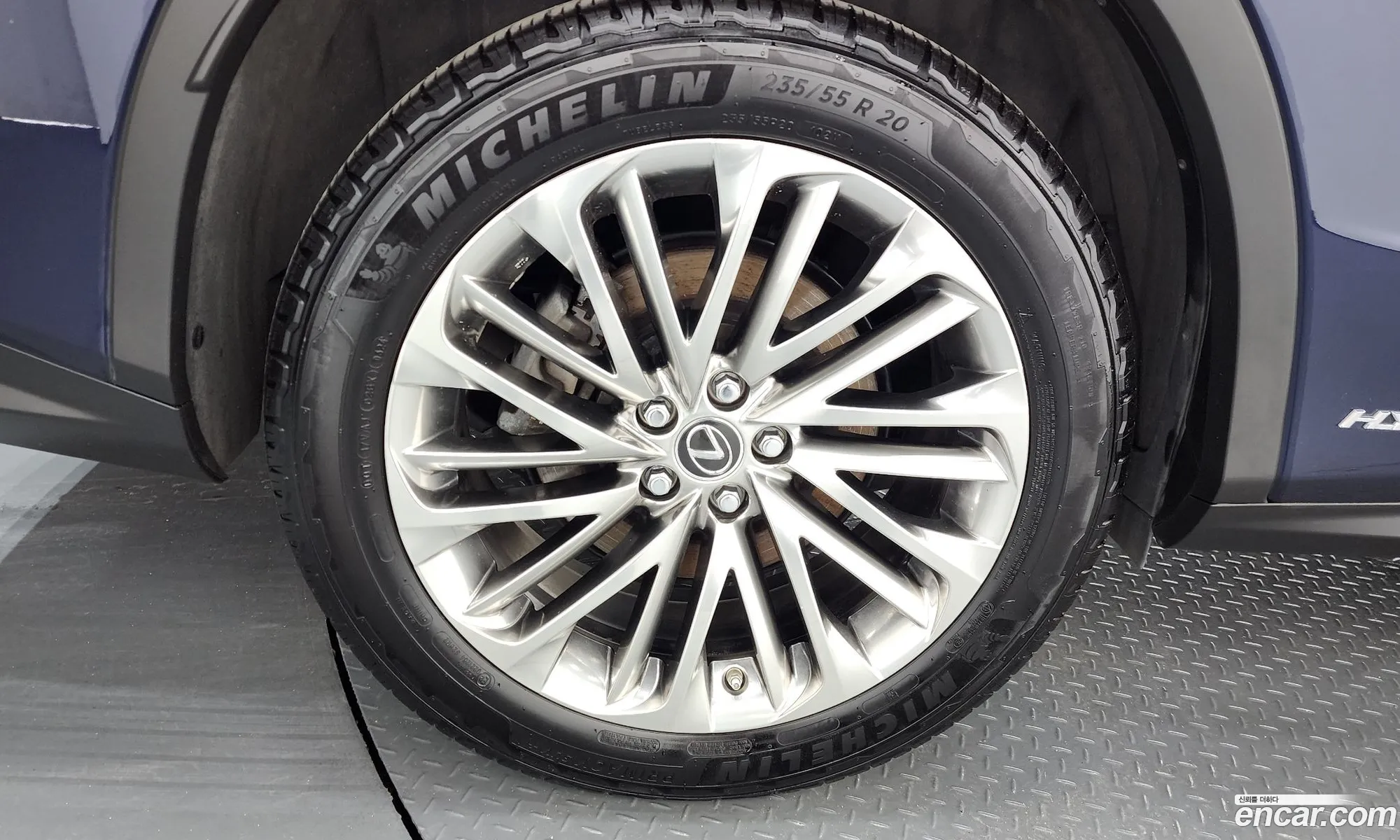 Lexus RX450h 2021 JTJBGMCA6M2068889 — 34