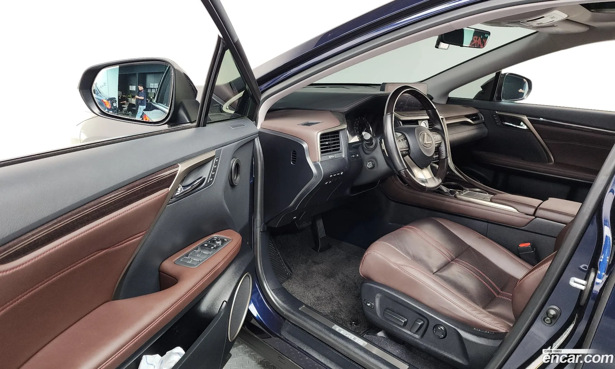 Lexus RX450h 2021 JTJBGMCA6M2068889 — 15