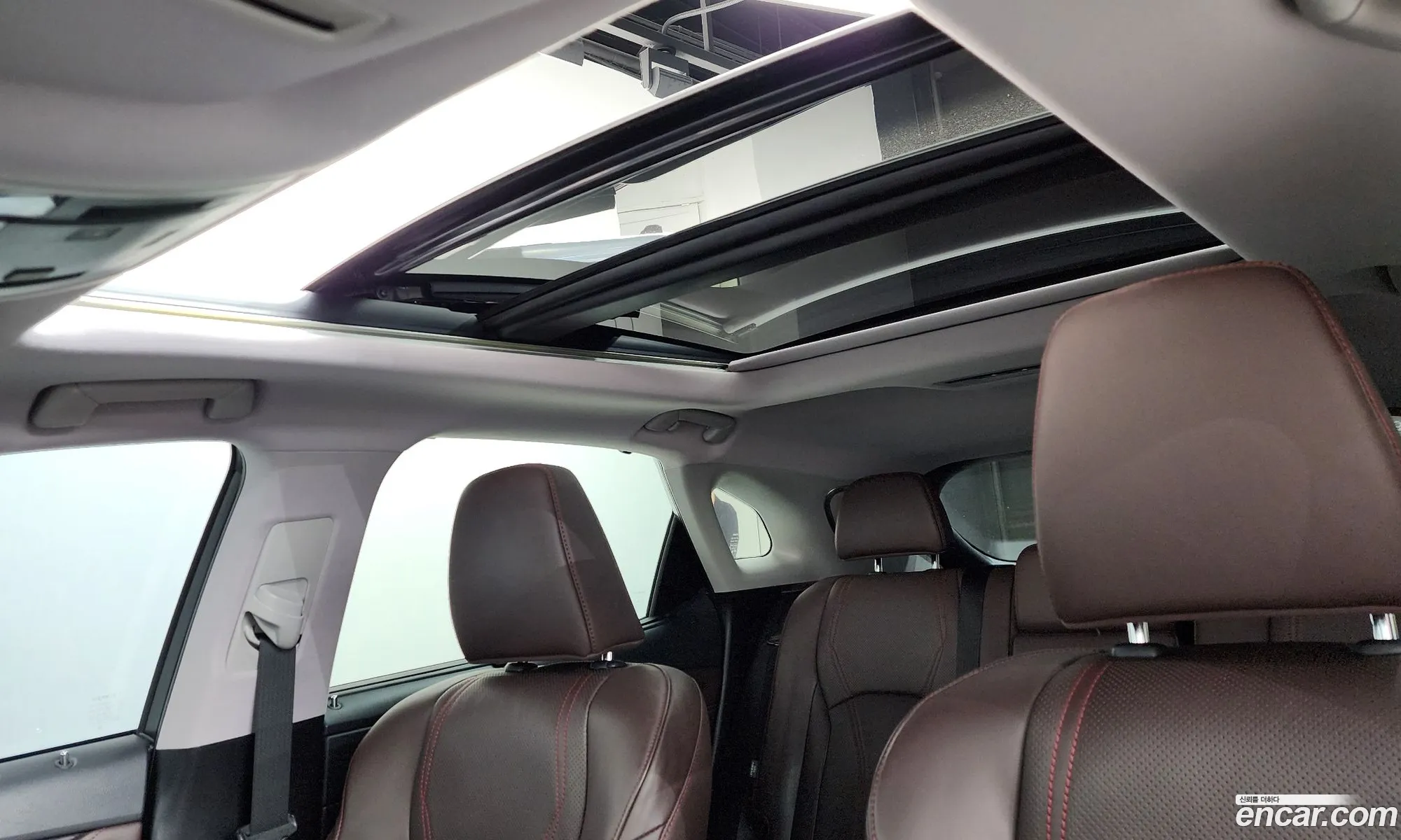 Lexus RX450h 2021 JTJBGMCA6M2068889 — 28