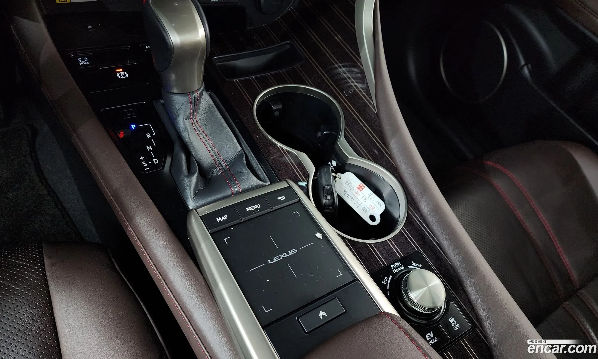 Lexus RX450h 2021 JTJBGMCA6M2068889 — 11
