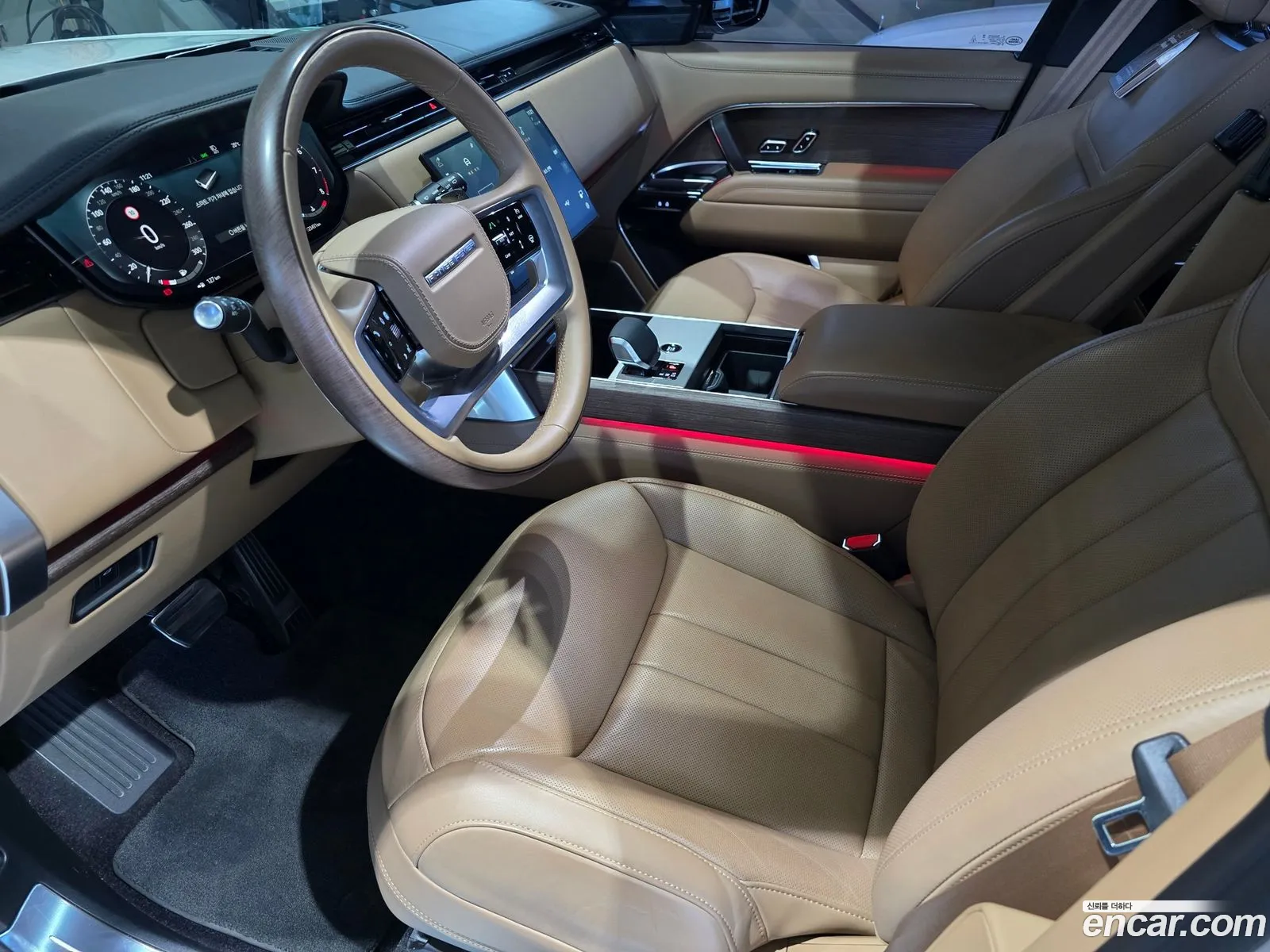 Land Rover Range Rover 2024 — 15