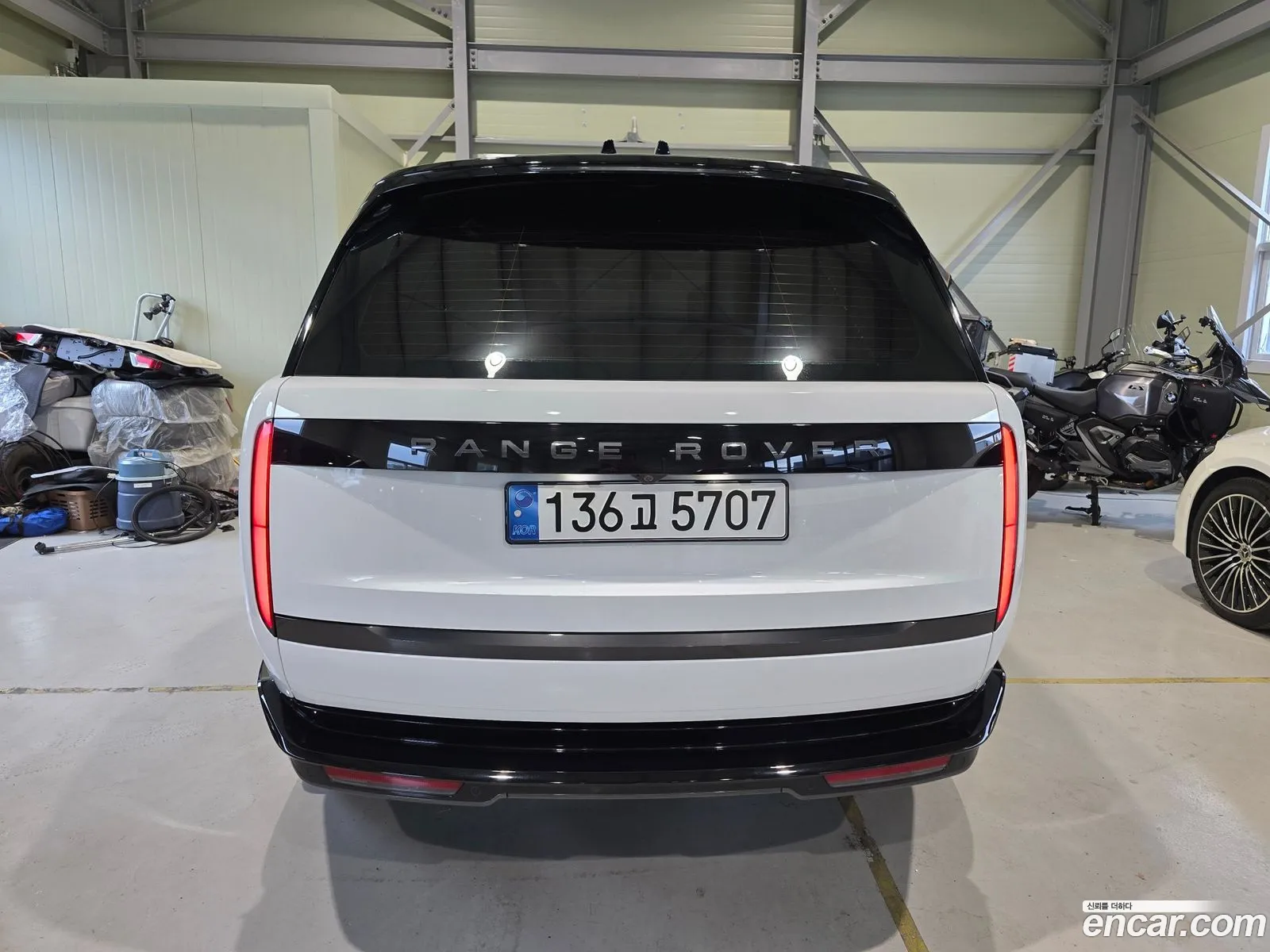 Land Rover Range Rover 2024 — 13