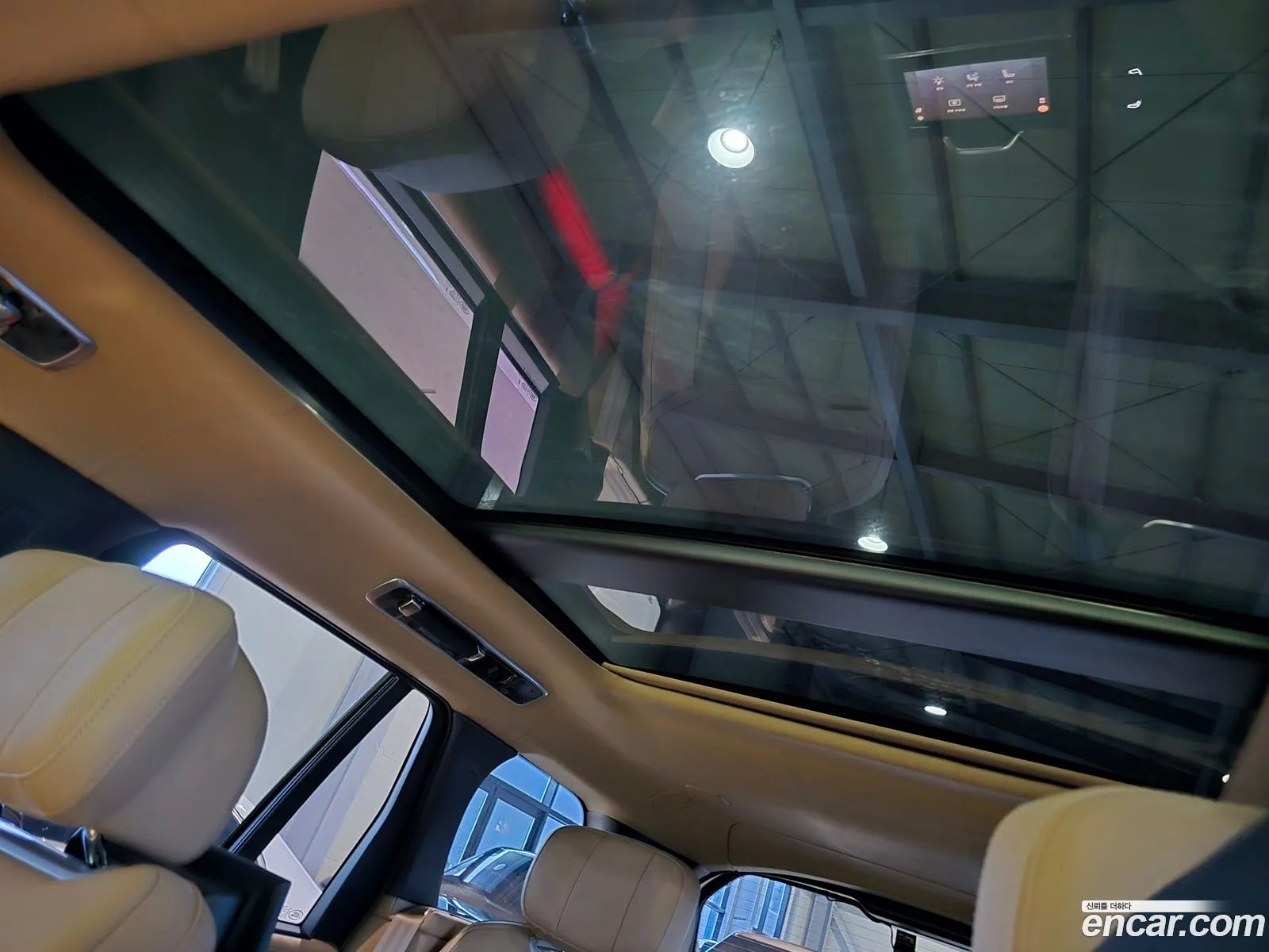 Land Rover Range Rover 2024 — 9