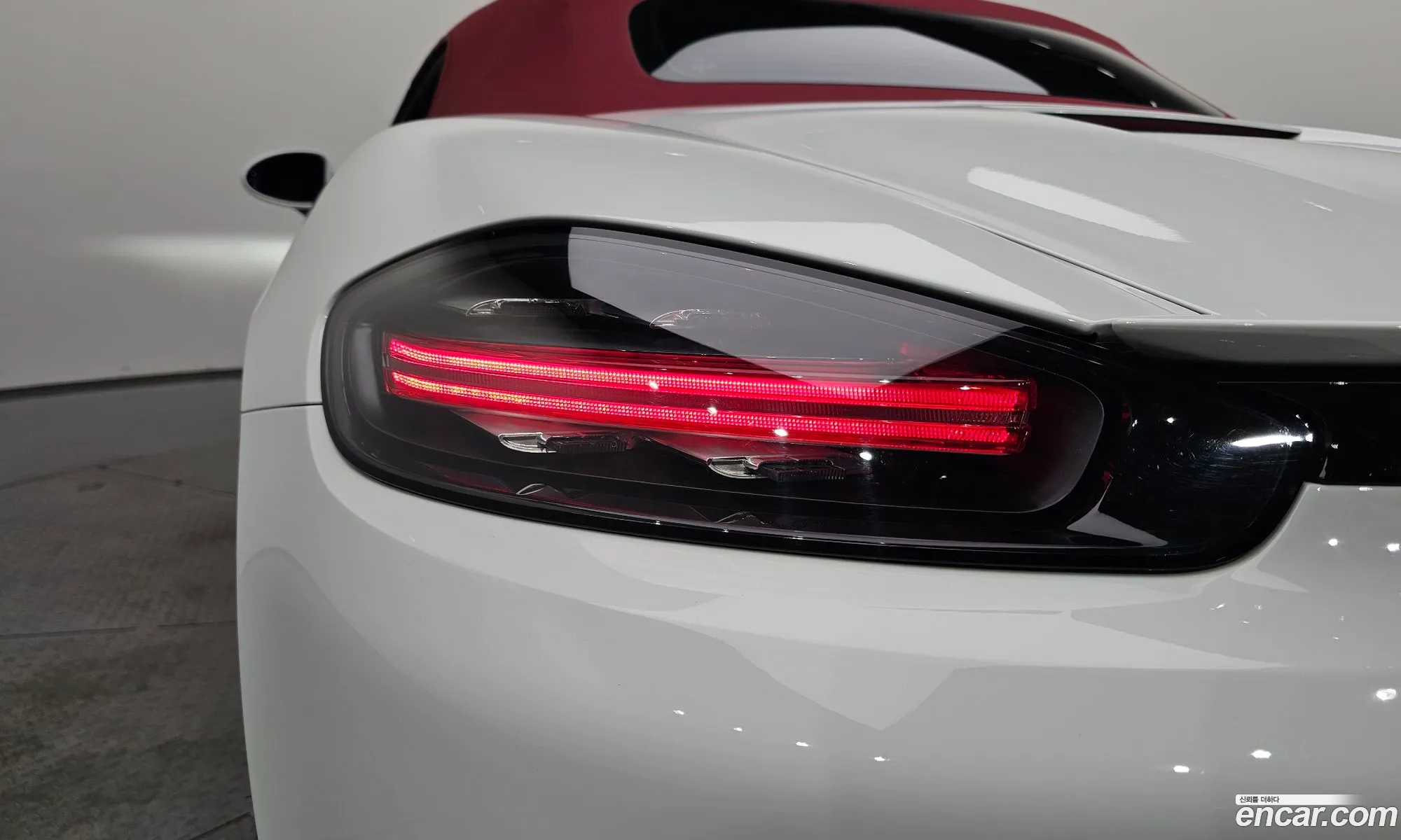 Porsche 718 Boxster 2018 WP0CB2981JS228378 — 4