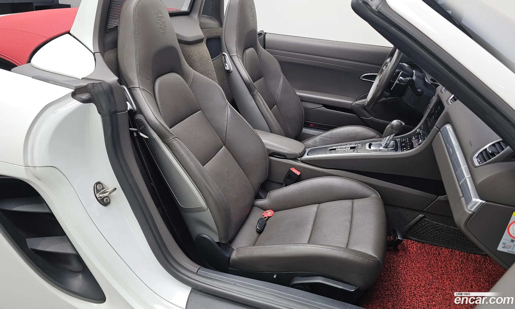 Porsche 718 Boxster 2018 WP0CB2981JS228378 — 18