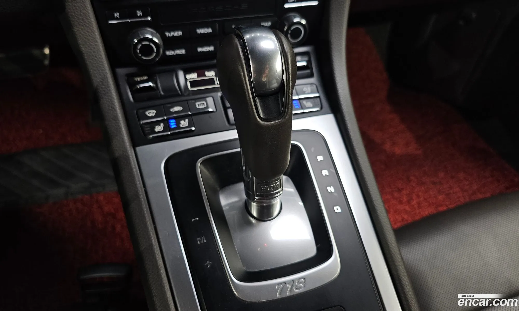 Porsche 718 Boxster 2018 WP0CB2981JS228378 — 26
