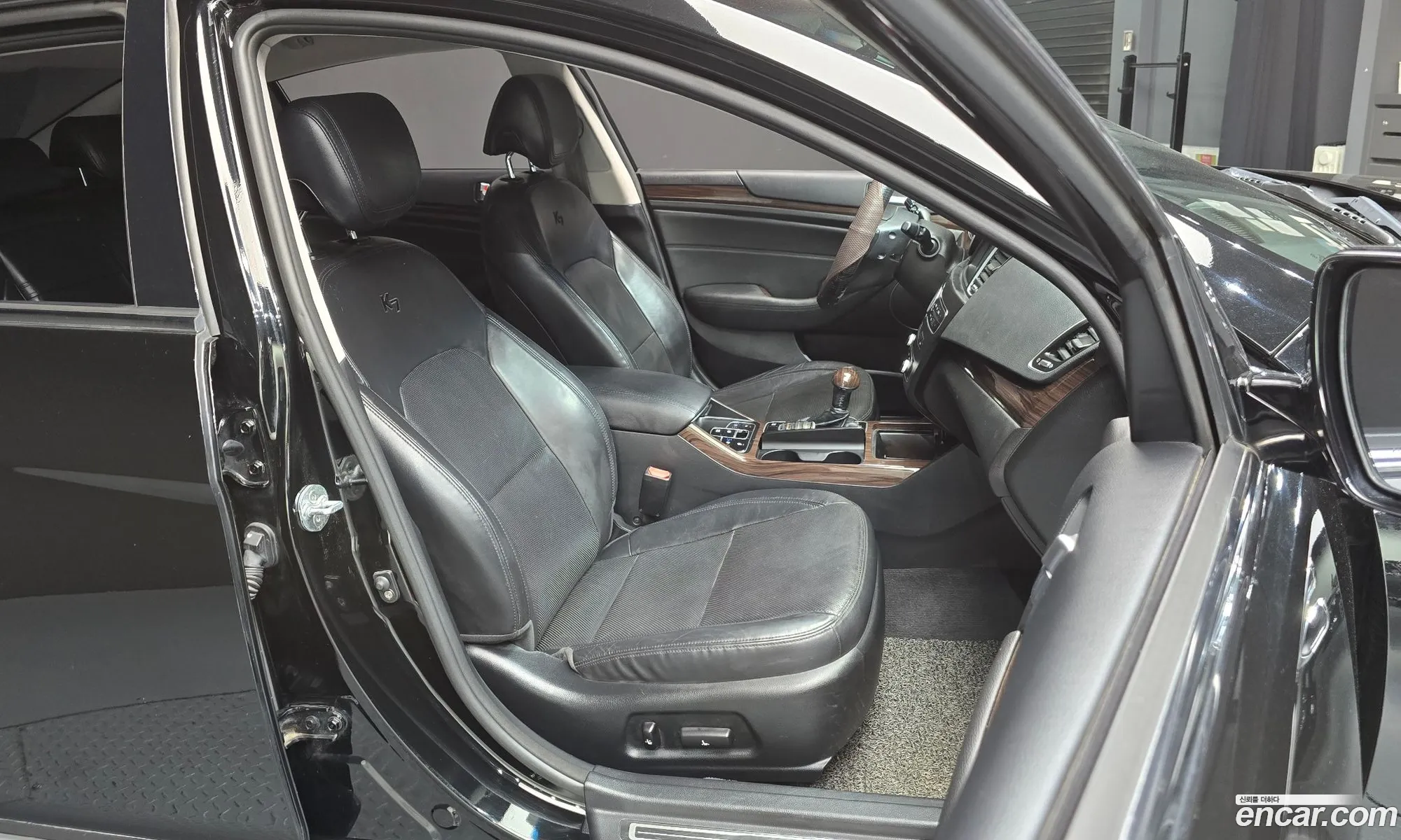 Kia K7 2015 KNALM416BFA206274 — 19