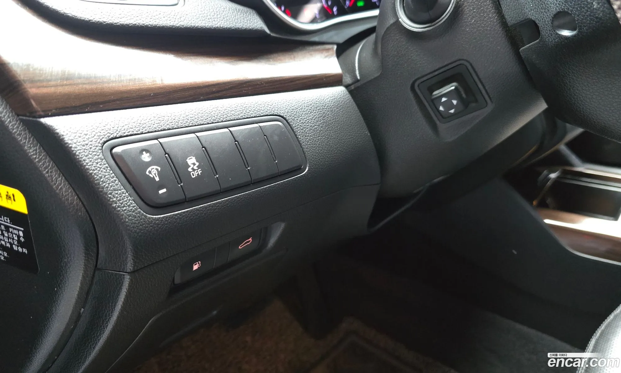 Kia K7 2015 KNALM416BFA206274 — 24