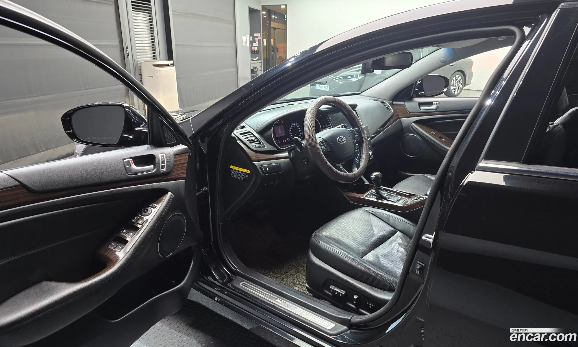 Kia K7 2015 KNALM416BFA206274 — 25