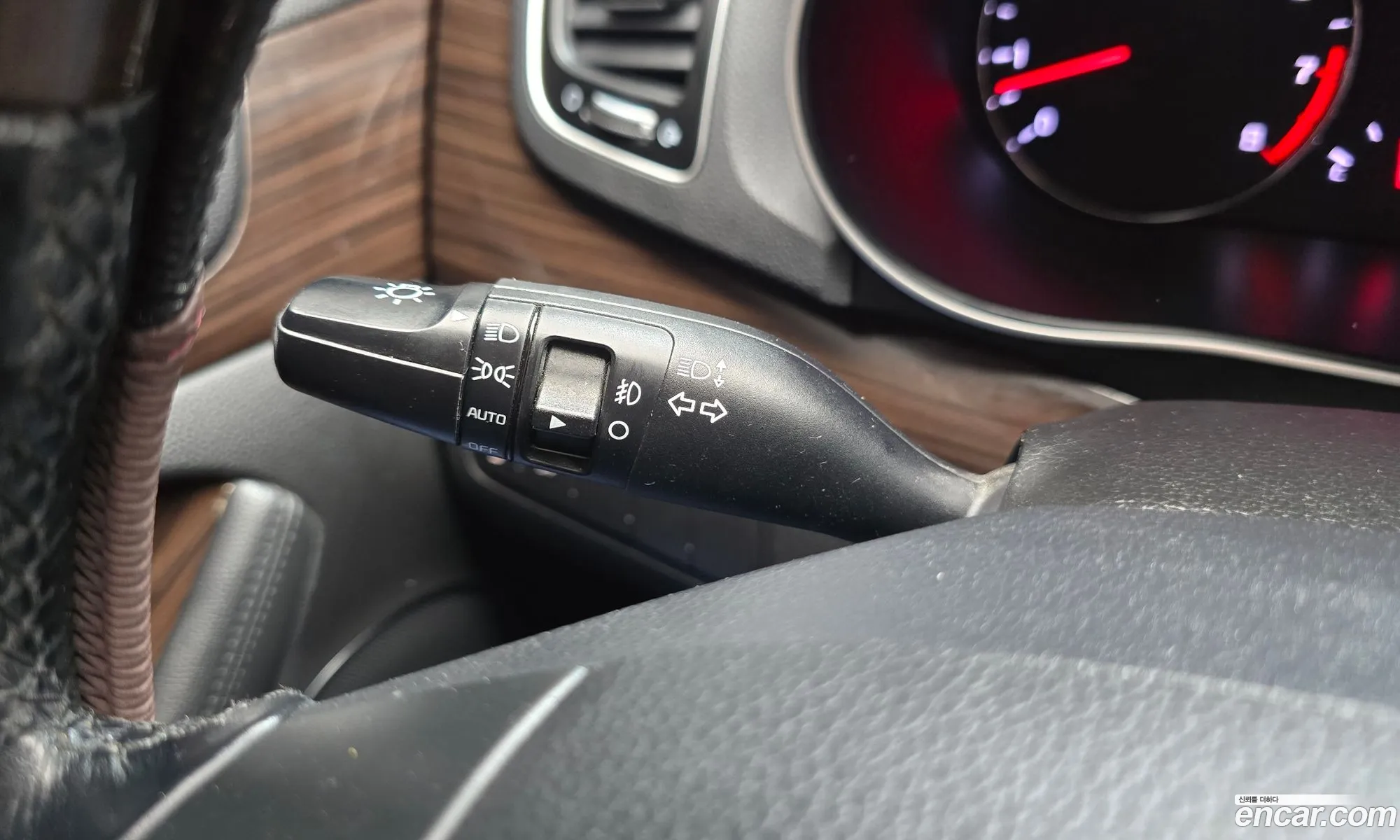 Kia K7 2015 KNALM416BFA206274 — 27