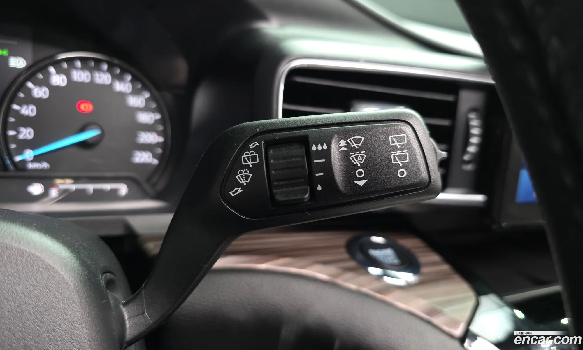 Ford Explorer 6th Gen 2022 1FMSK8FH5NGB80486 — 7