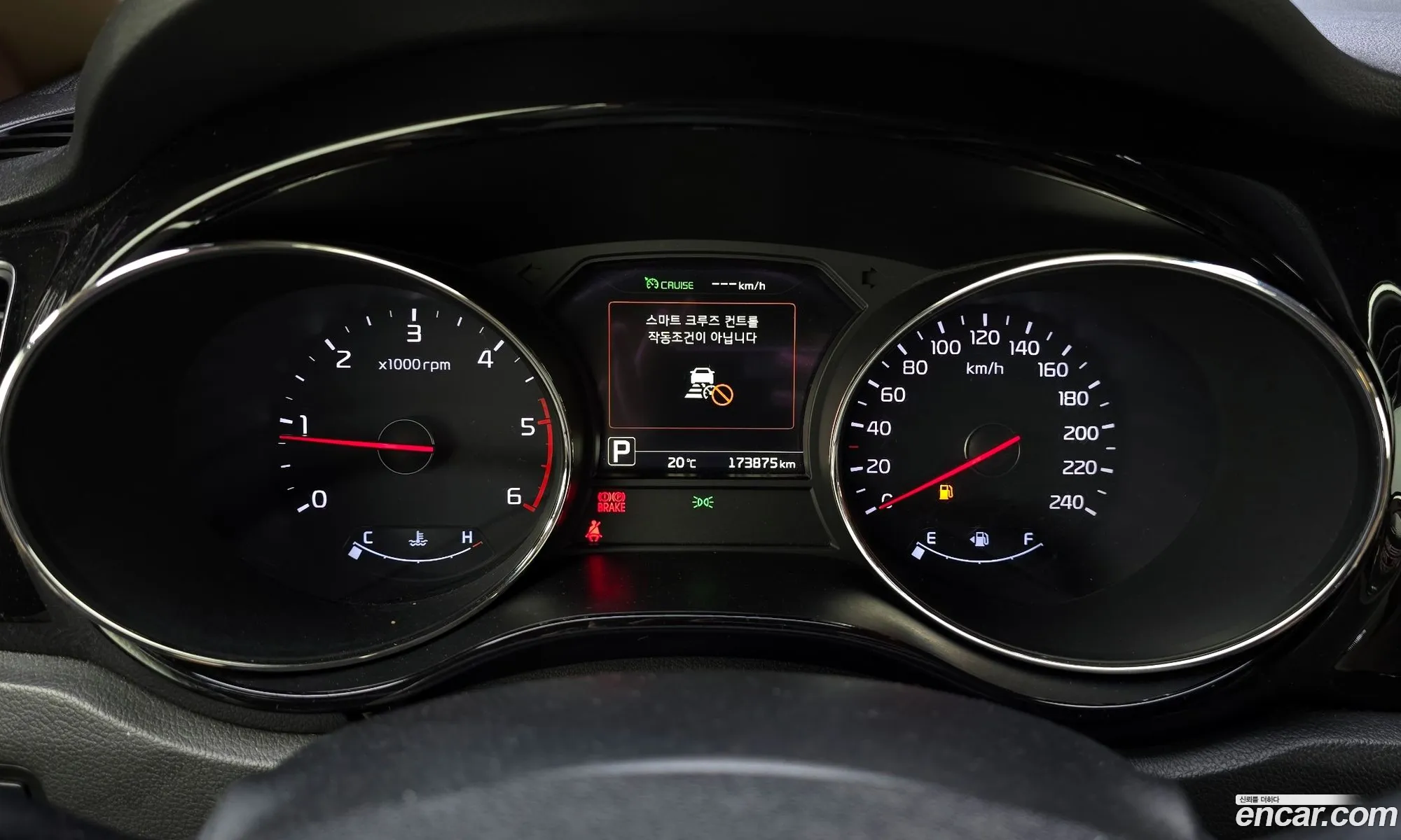 Kia Carnival 2018 KNAME81ABJS443674 — 19