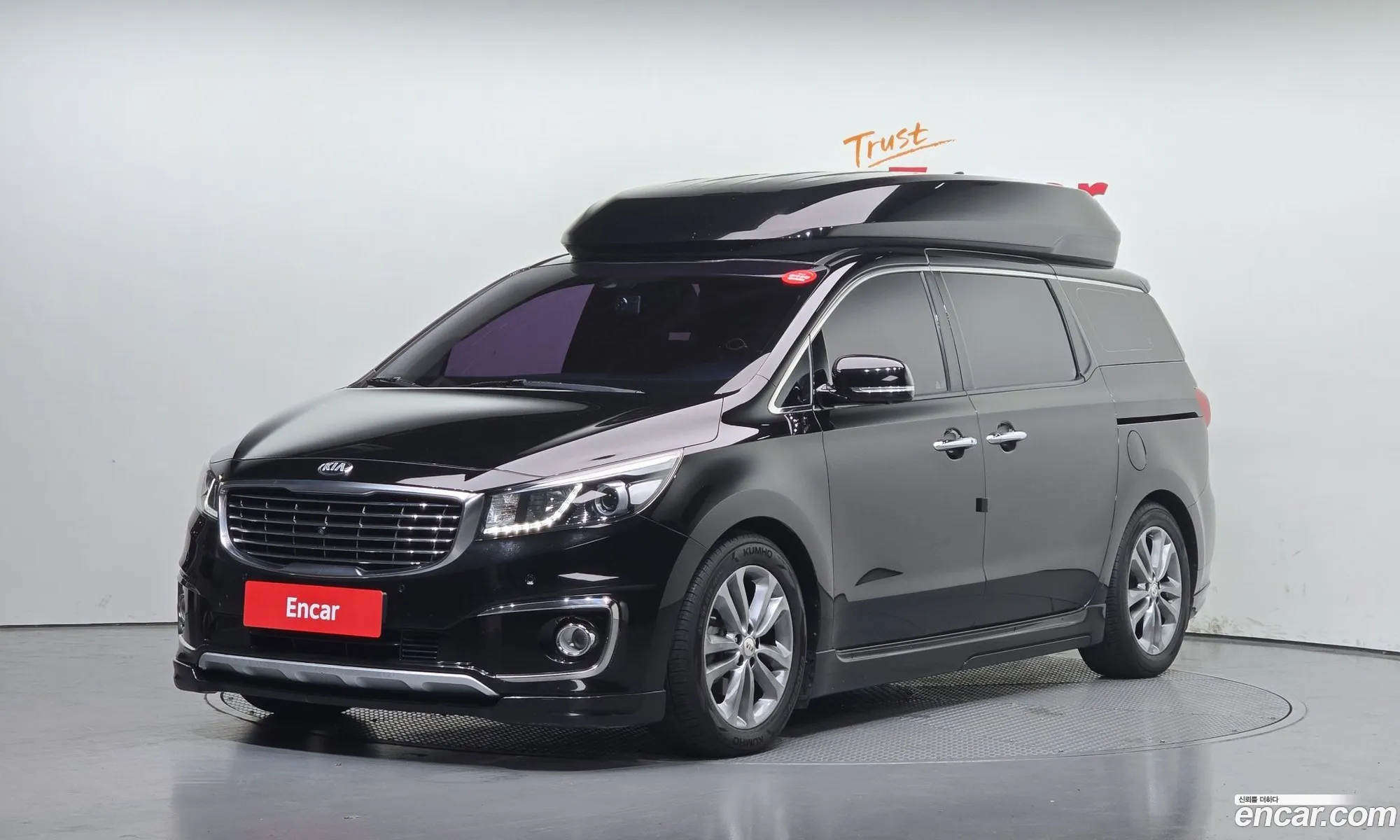 Kia Carnival 2018 KNAME81ABJS443674 — 28
