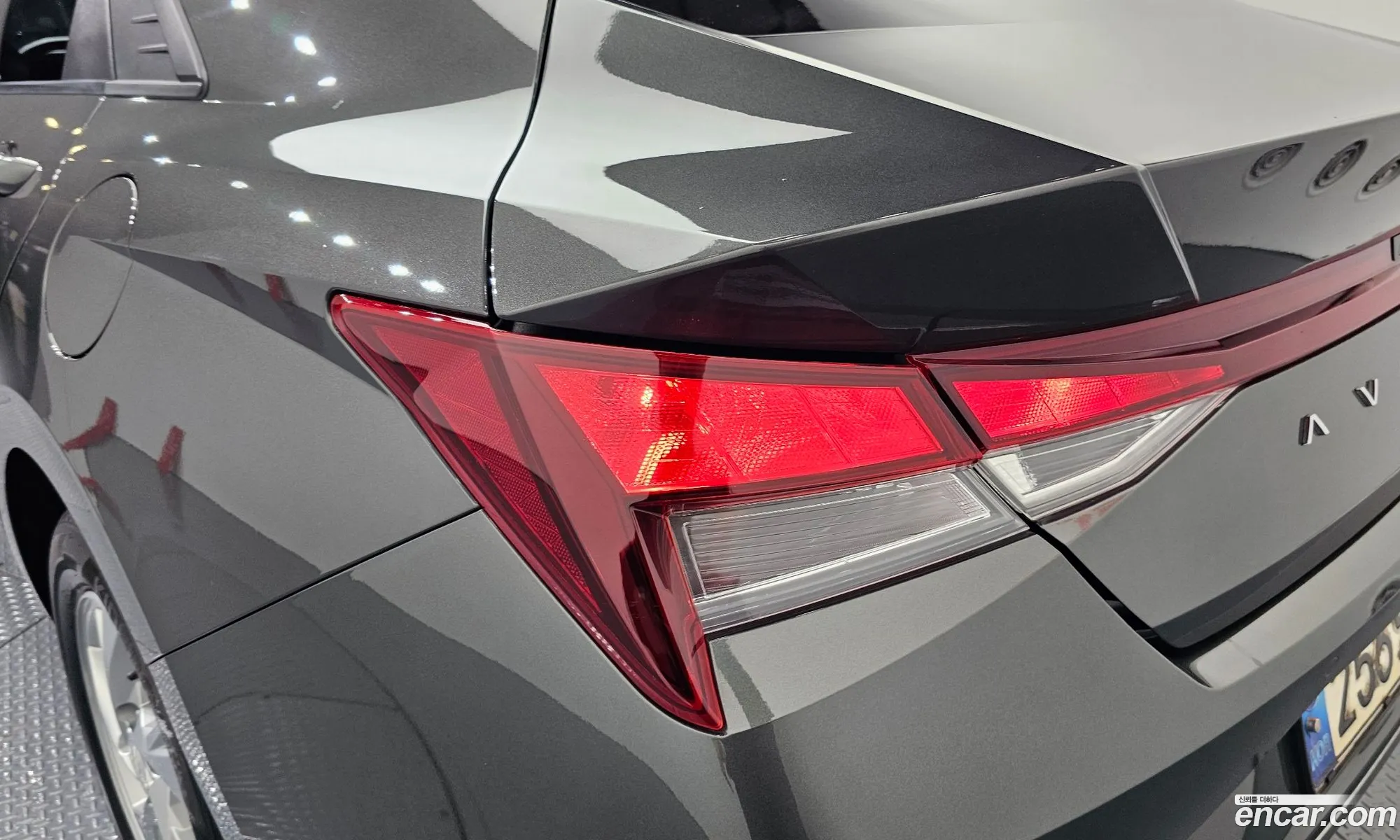 Hyundai Elantra 2021 — 10