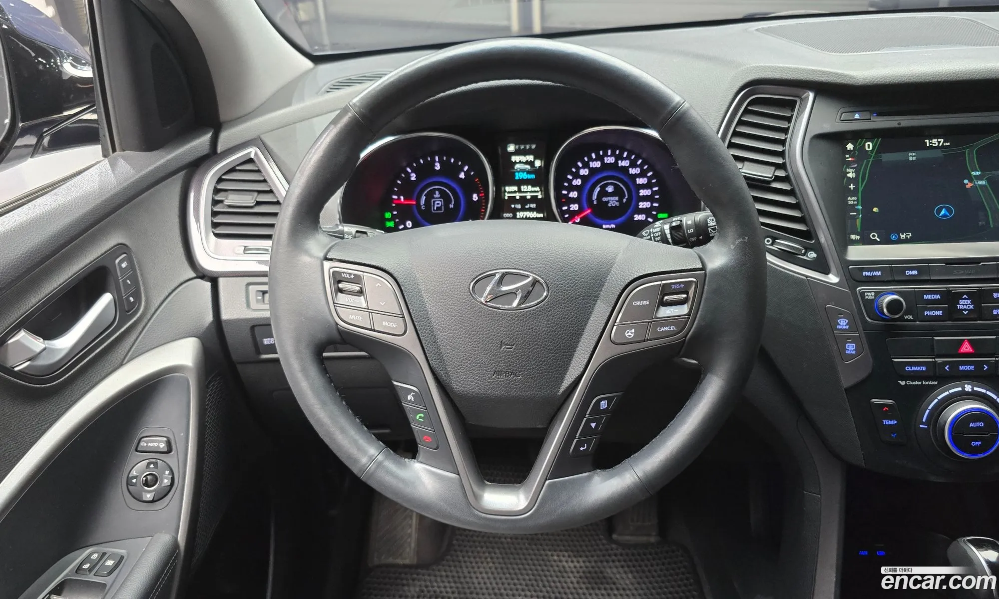 Hyundai Santa Fe DM 2015 — 12