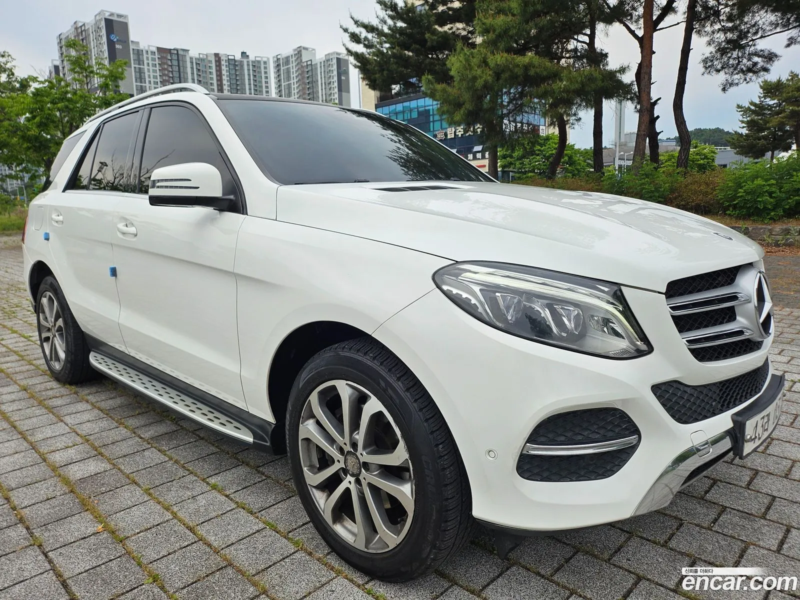 Mercedes-Benz GLE-Class W166 2016 — 11