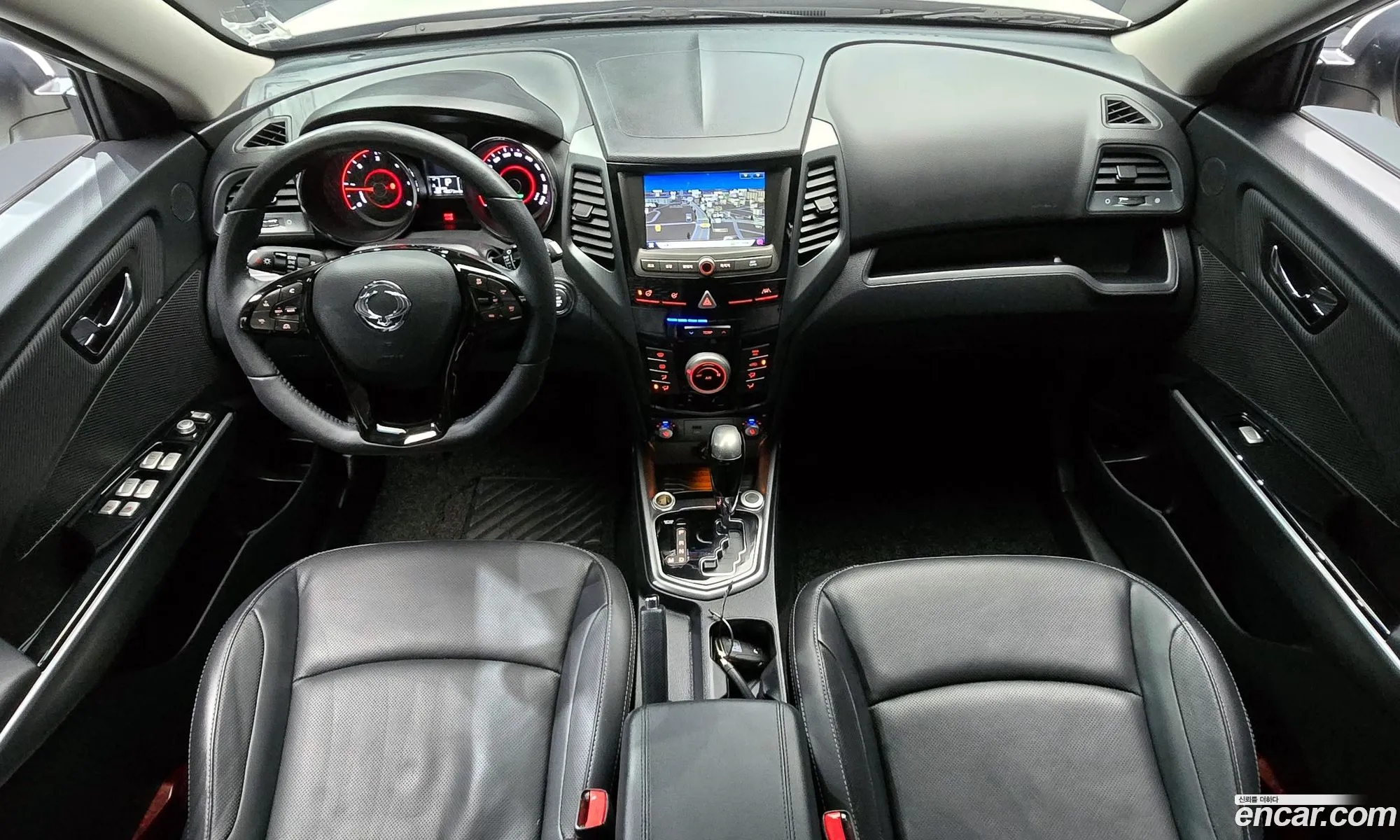 KG Mobility (SsangYong) Tivoli Armour 2018 KPBXH3AP1JP232302 — 11