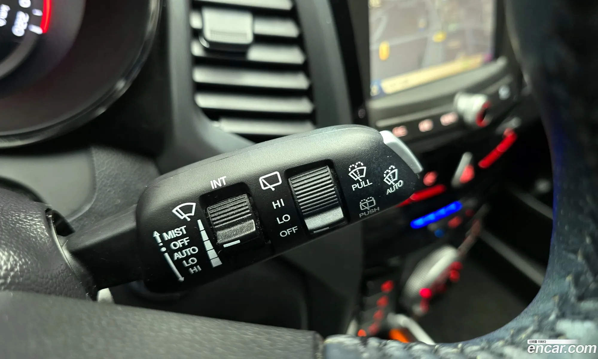 KG Mobility (SsangYong) Tivoli Armour 2018 KPBXH3AP1JP232302 — 13
