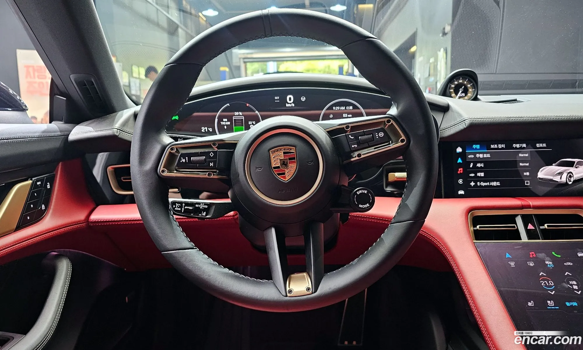 Porsche Taycan 2024 — 21