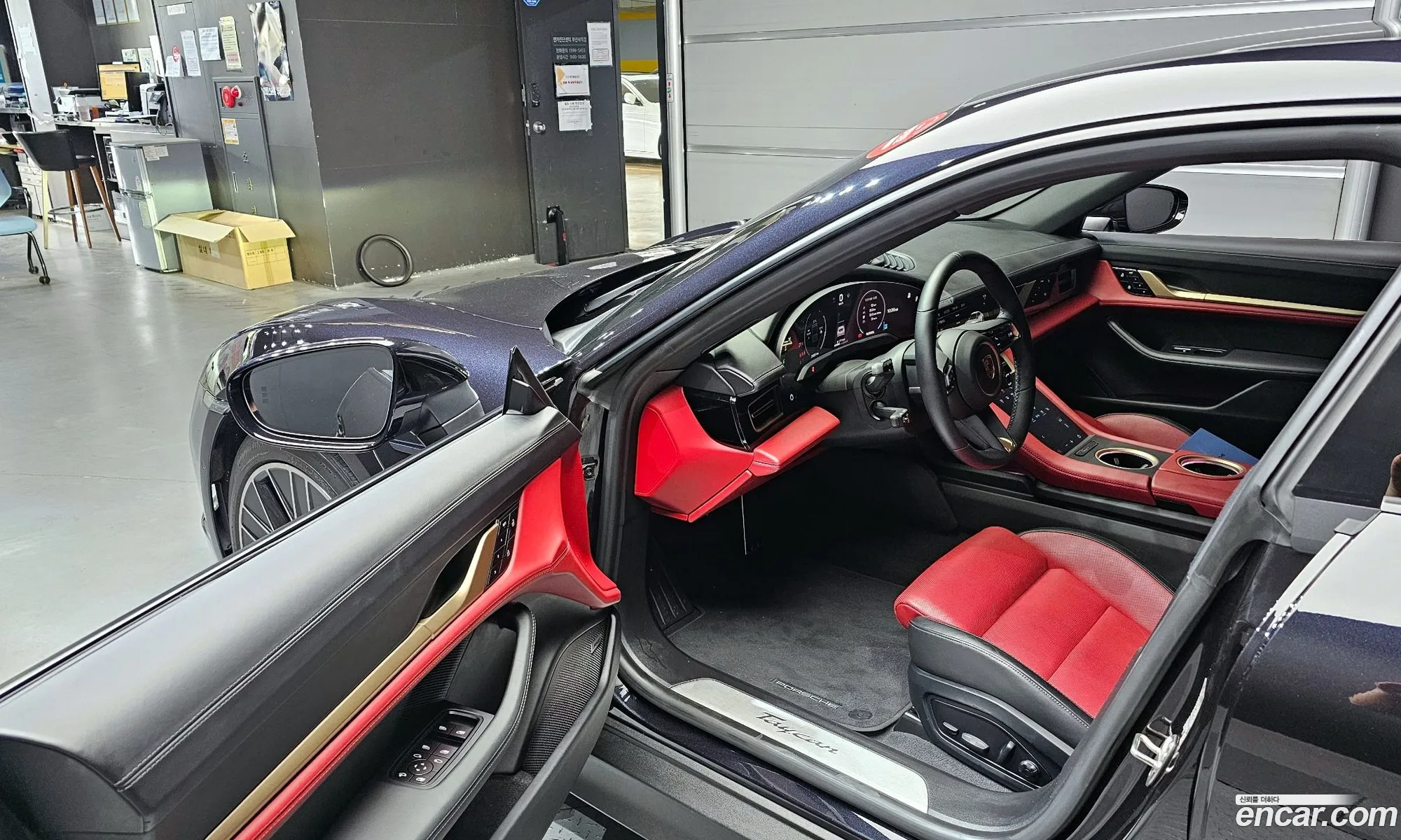 Porsche Taycan 2024 — 2