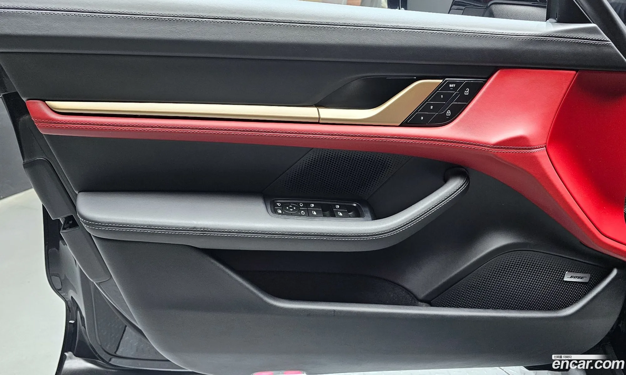 Porsche Taycan 2024 — 10