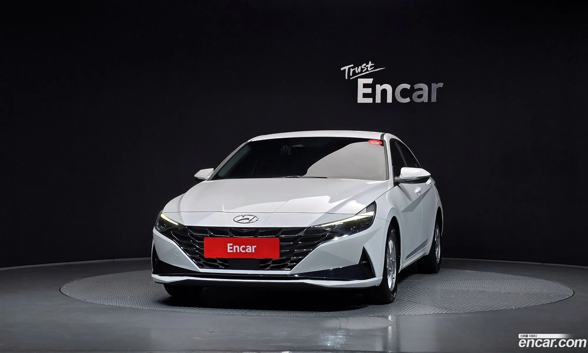 Hyundai Elantra 2021 — 3