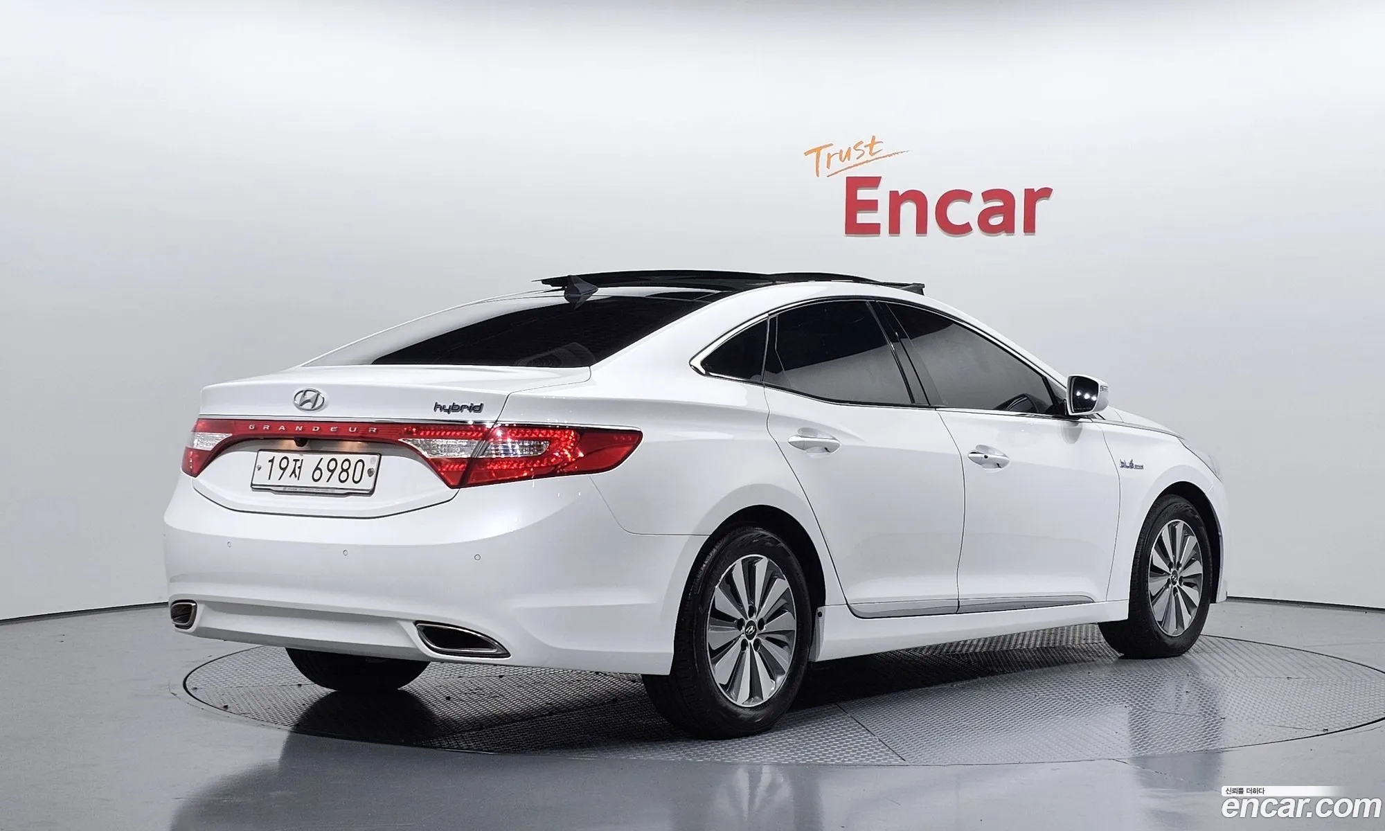 Hyundai Grandeur HG Hybrid 2014 — 2