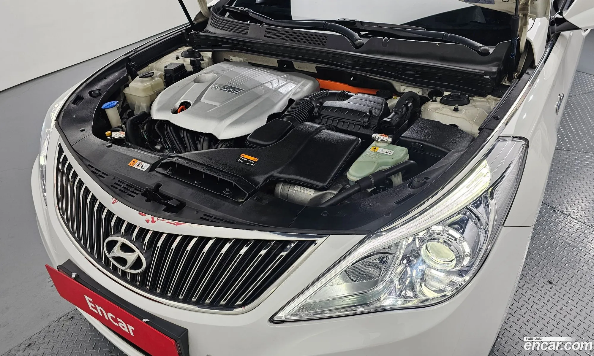 Hyundai Grandeur HG Hybrid 2014 — 3