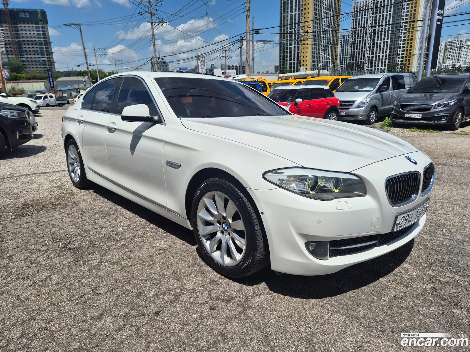 BMW 5 Series 2012 — 17