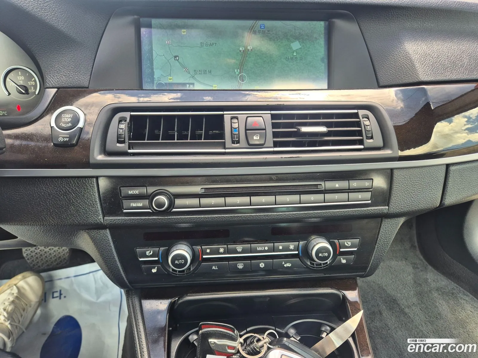 BMW 5 Series 2012 — 6