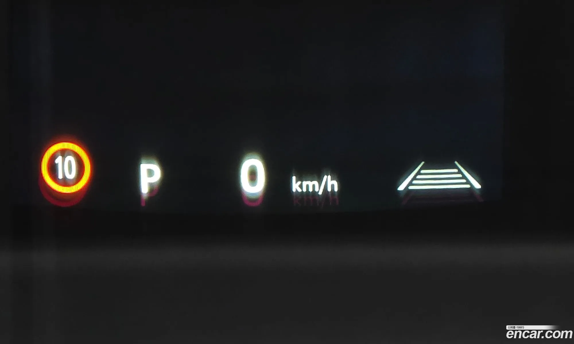 Toyota Alphard 2025 — 26
