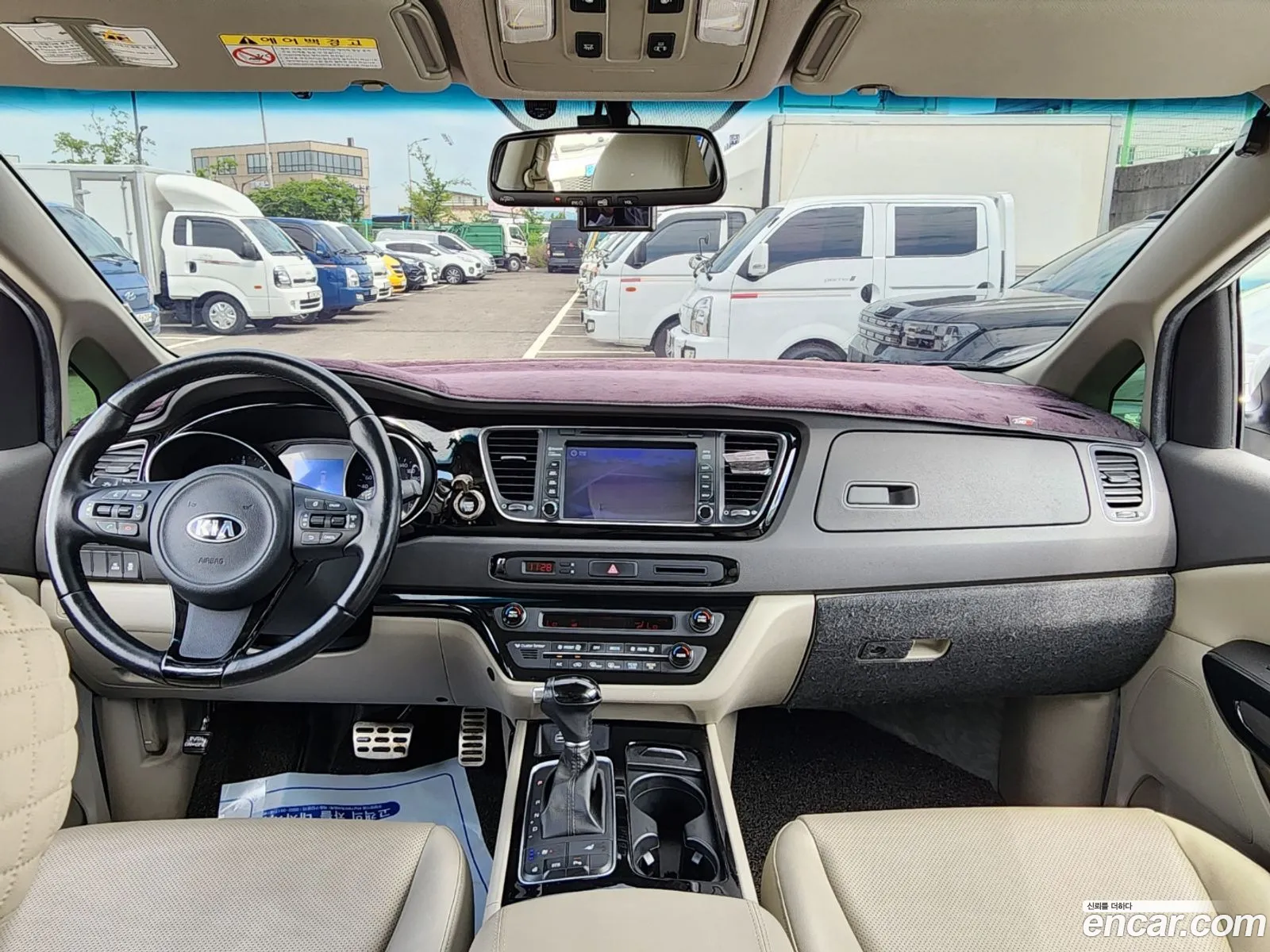 Kia Carnival 2014 — 15
