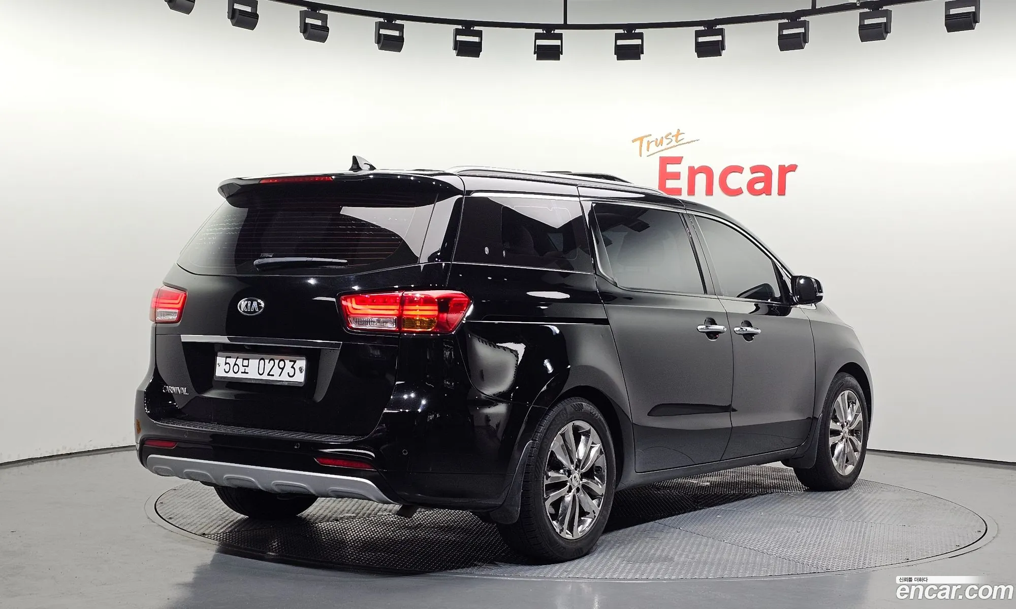 Kia Carnival 2016 KNAME81ABHS266796 — 6